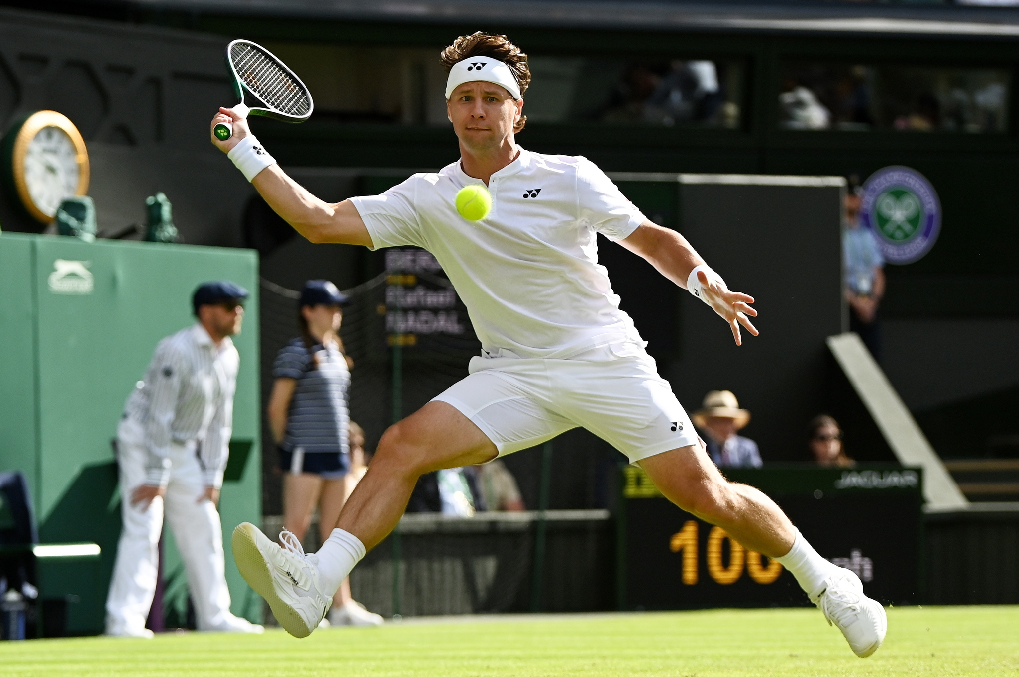 Wimbledon (United Kingdom), 30/06/2022.- Ricardas  lt;HIT gt;Berankis lt;/HIT gt; of Lithuania in action in the men's second round match against Rafael Nadal of Spain at the Wimbledon Championships, in Wimbledon, Britain, 30 June 2022. (Tenis, Lituania, España, Reino Unido) EFE/EPA/NEIL HALL EDITORIAL USE ONLY