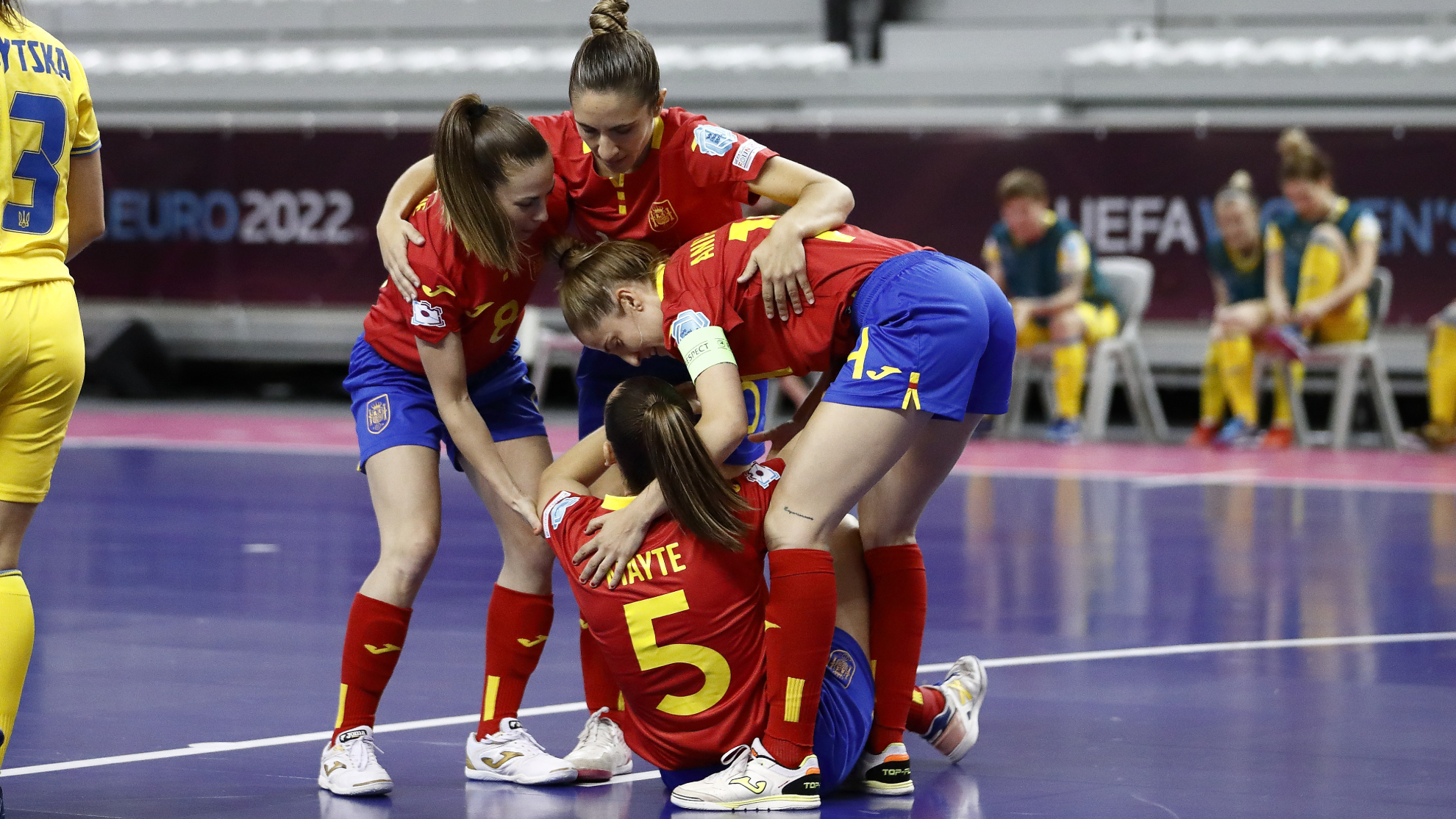 Las jugadoras españolas celebran uno de los goles