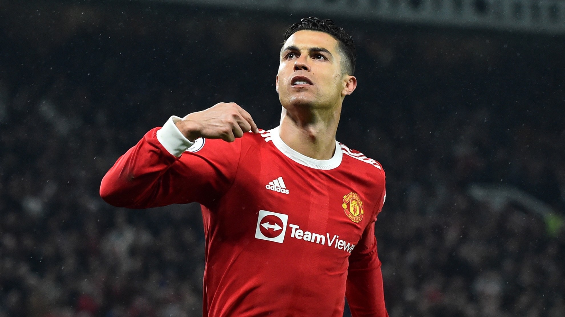 Cristiano Ronaldo (37) celebra un gol con el United