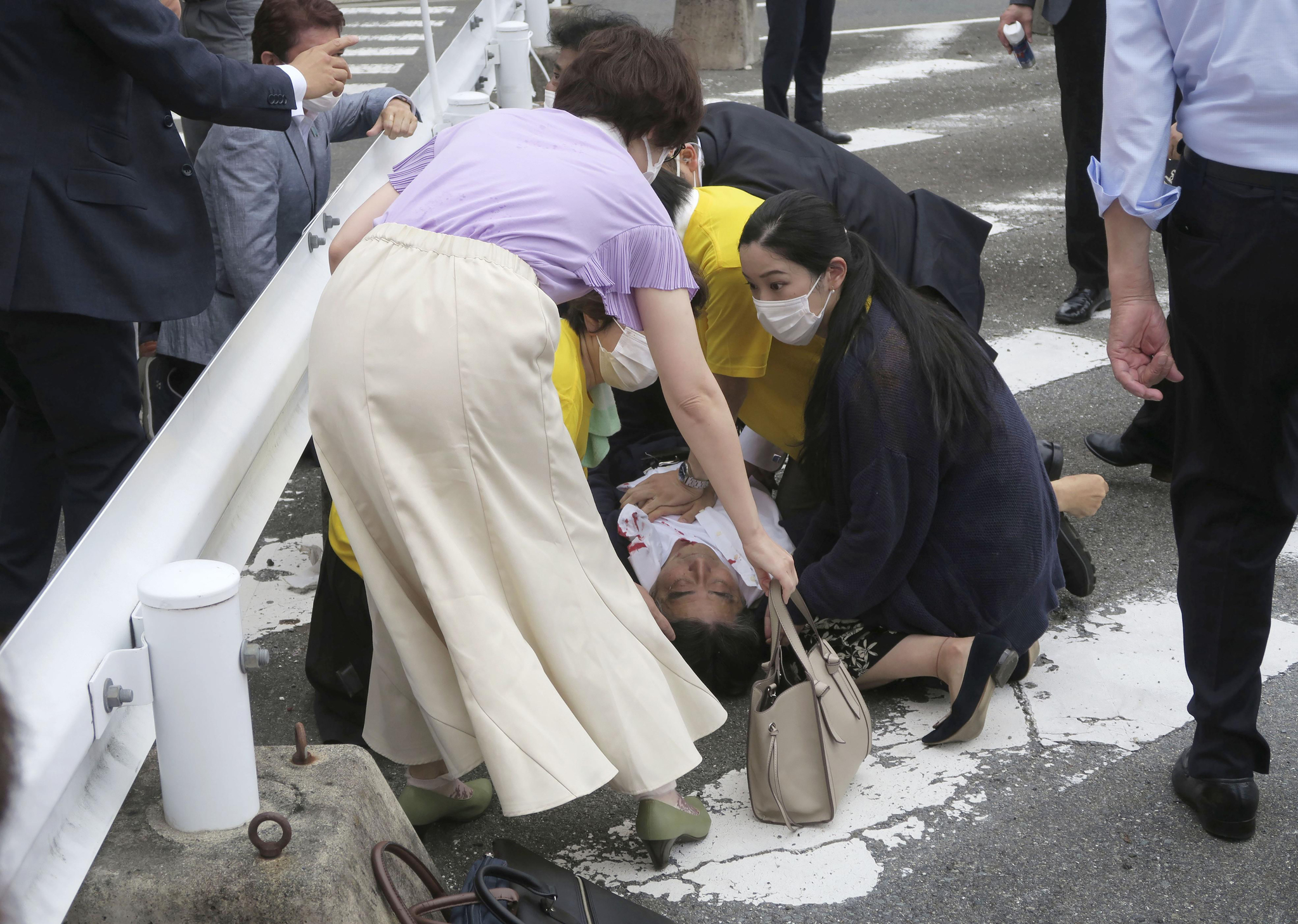 Muere Shinzo Abe, exprimer ministro de Japn, tras un ataque con una arma casera en pleno mitin