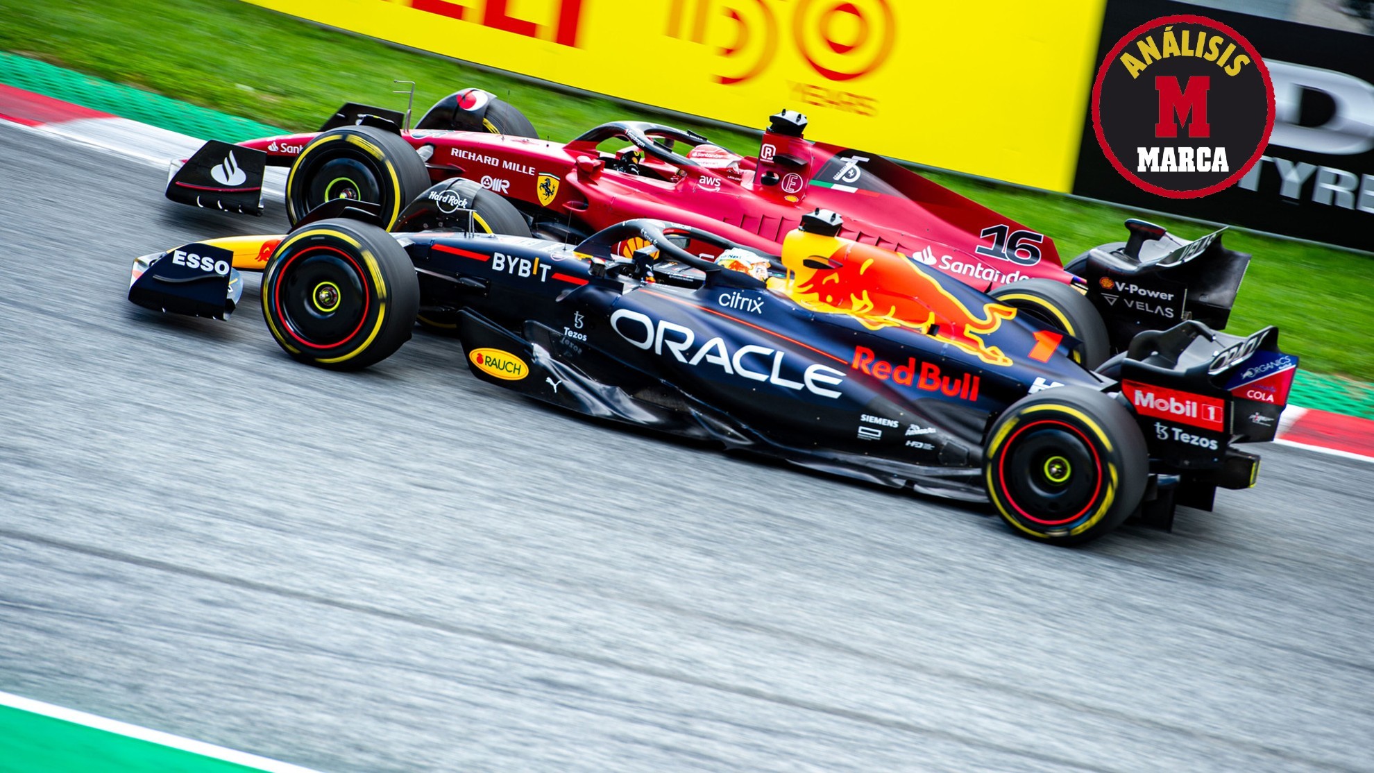 Leclerc y Verstappen, en plena lucha durante el pasado Gran Premio de Austria.
