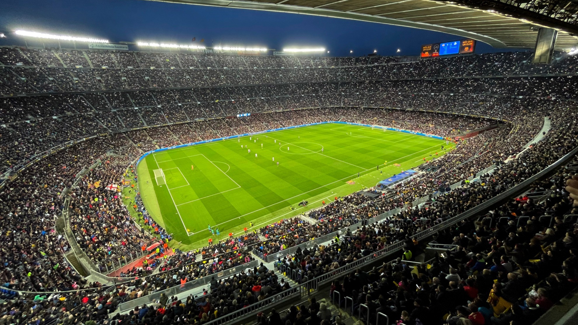 El Barça aplaza el cobro de los abonos para dar opción a fraccionar su pago thumbnail