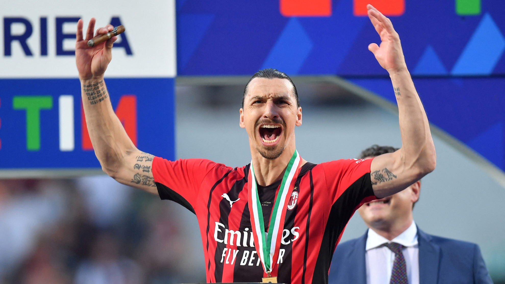 Zlatan renueva con el Milan... con un brutal rebaja de sueldo