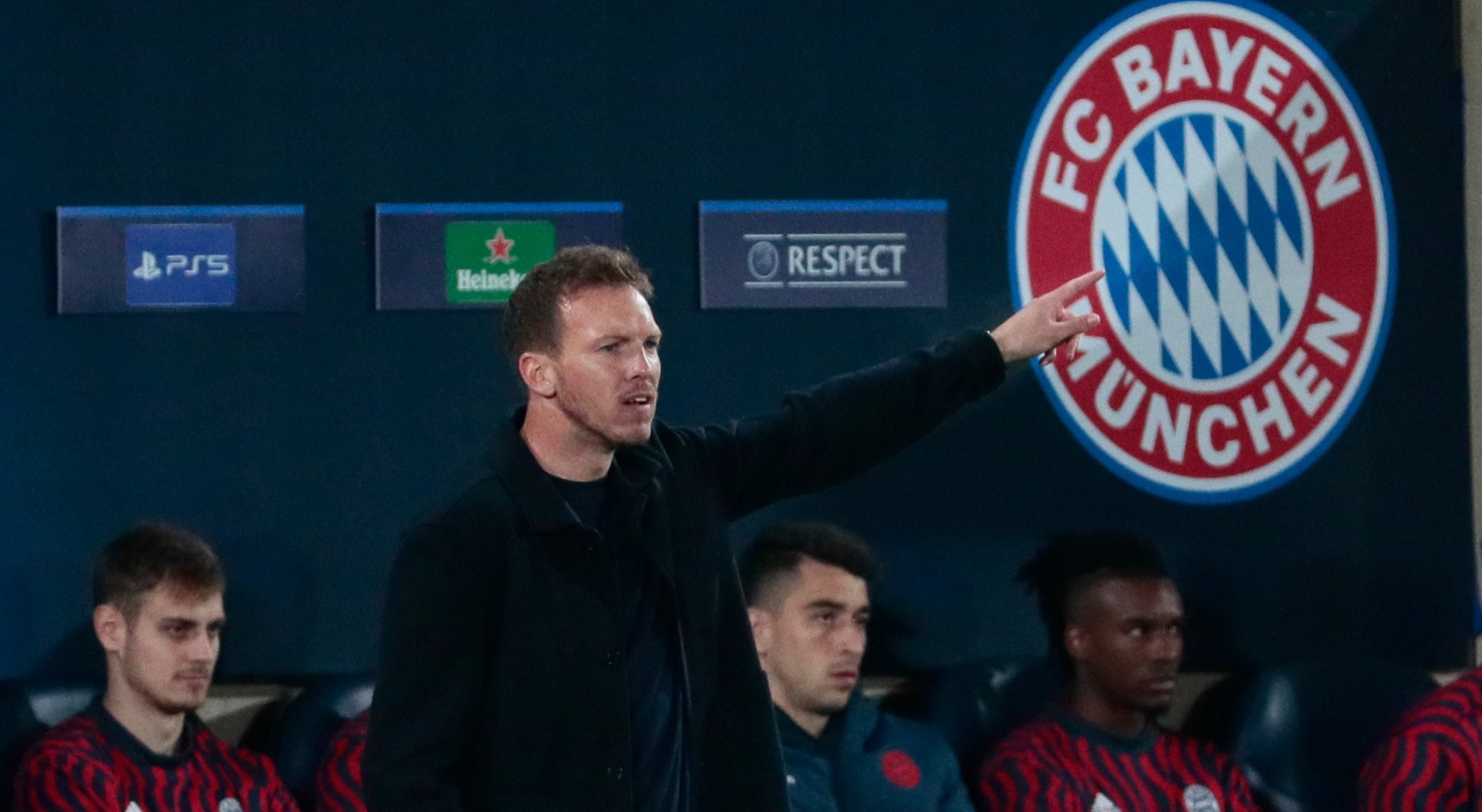 Nagelsmann, dand instrucciones durante un partido del Bayern / EFE