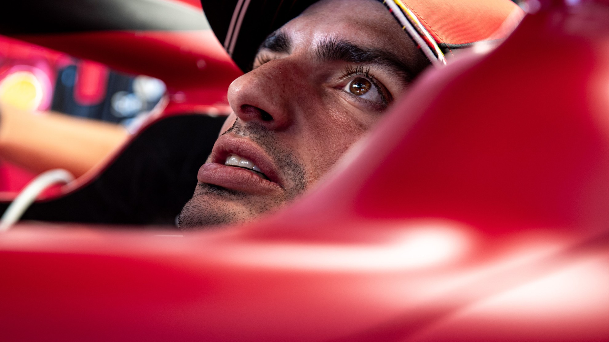 Carlos Sainz, en el box de Ferrari en Paul Ricard (FERRARI).