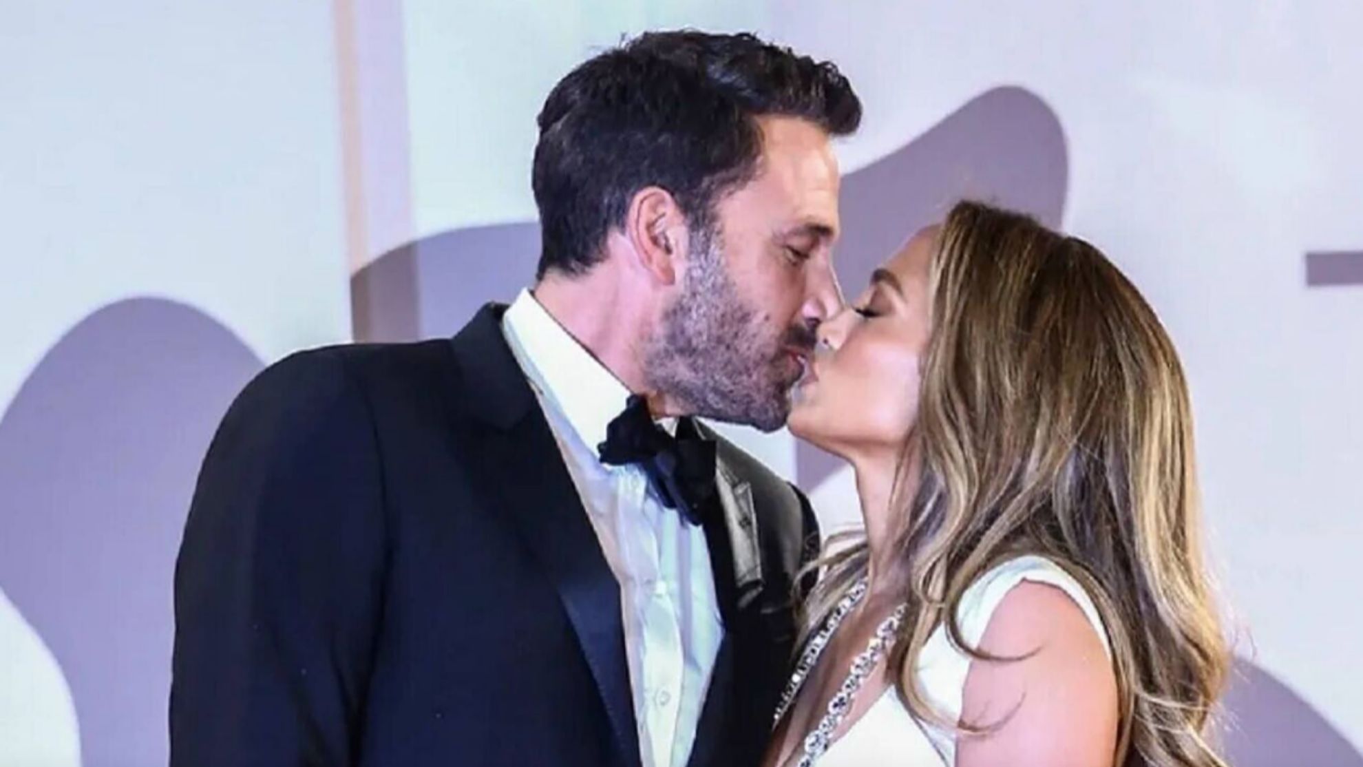 beskytte træk uld over øjnene varsel The surprising wedding gift Jennifer Garner gave to Ben Affleck and Jennifer  Lopez | Marca