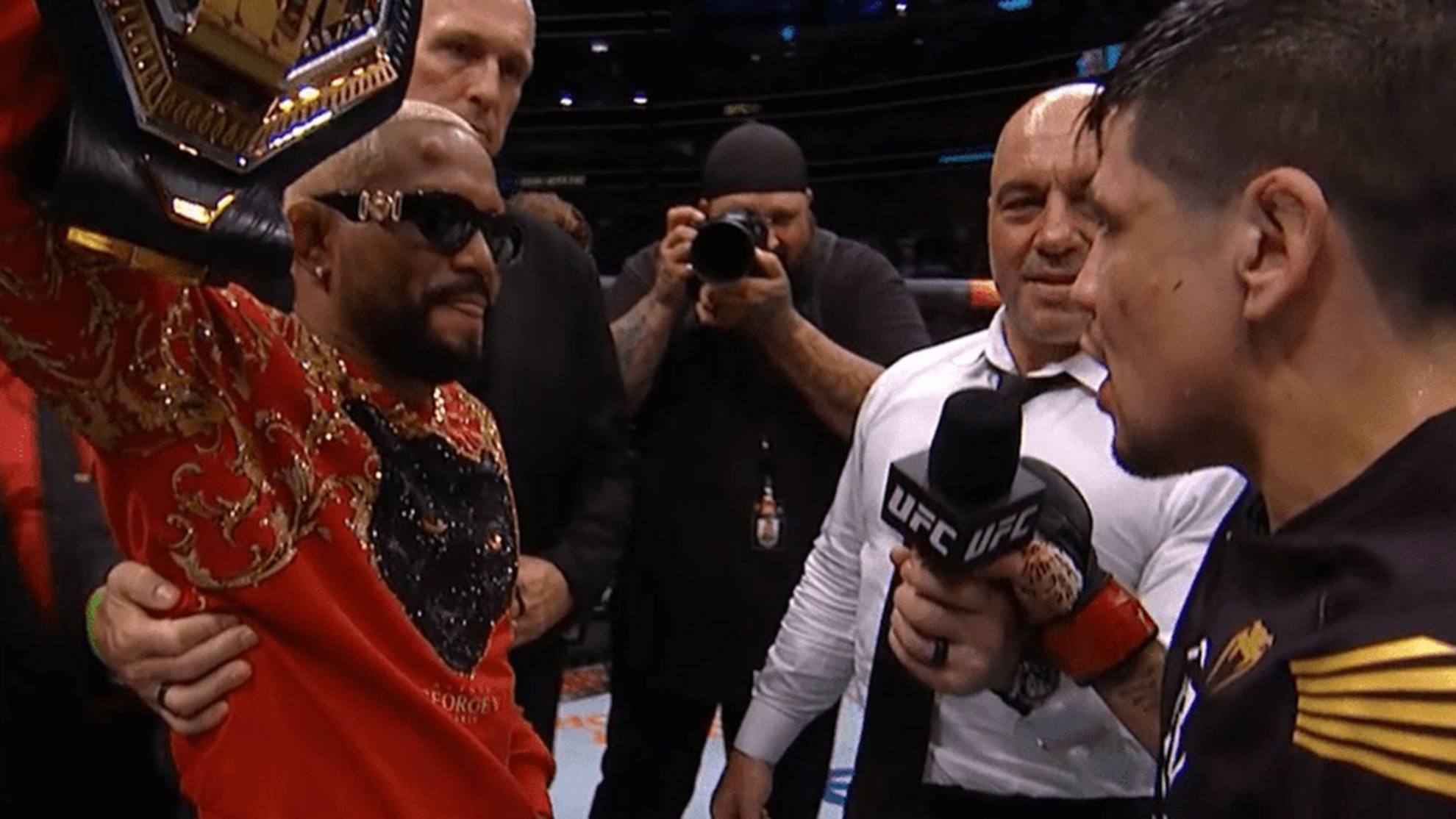 Brandon Moreno y Deiveson Figueiredo viven tenso cara a cara en UFC 277