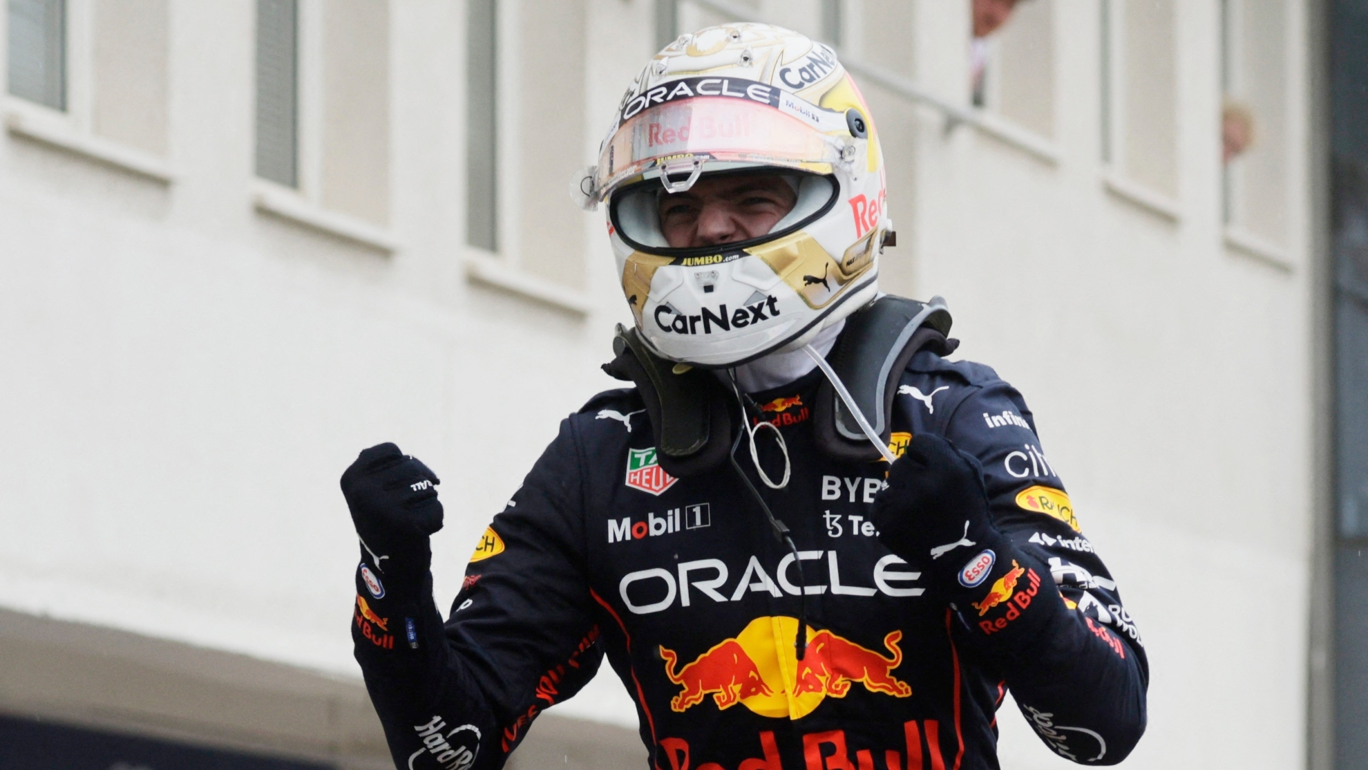 Max Verstappen sigue mostrando su gran dominio en la F1 y remonta en Hungría.
