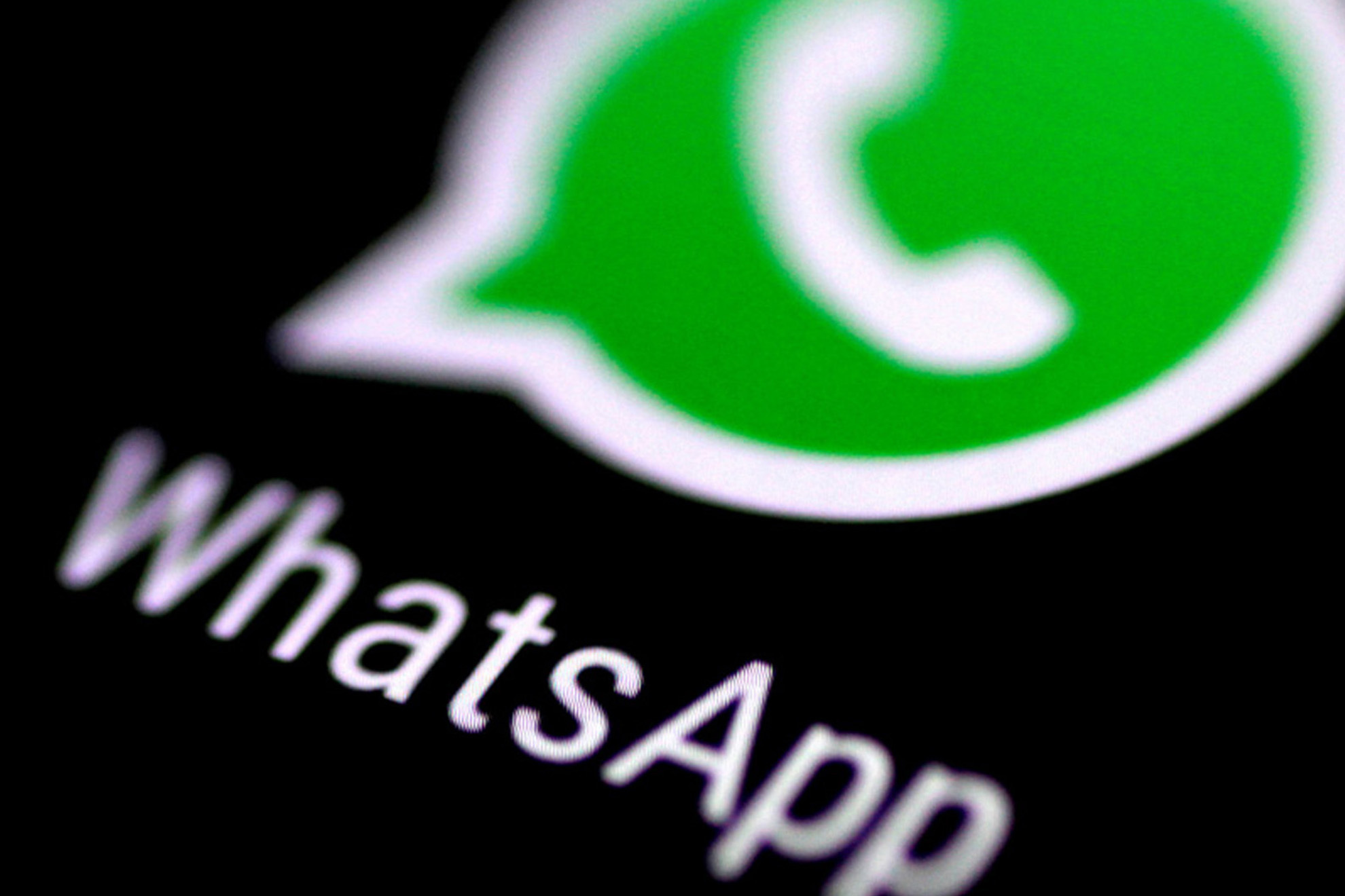 Así puedes conocer la ubicación de alguien en WhatsApp: paso a paso. | Reuters
