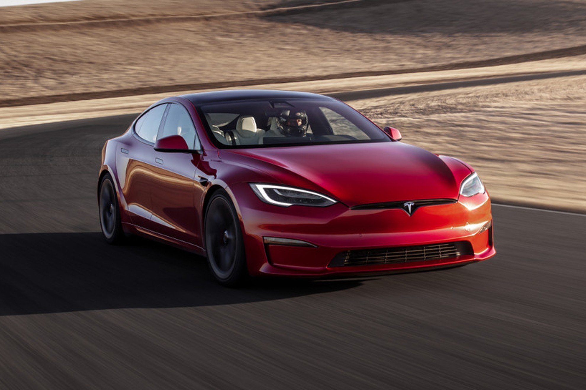El Model S Plaid pasa de 0 a 100 en 2,1 segundos. Foto: Tesla.