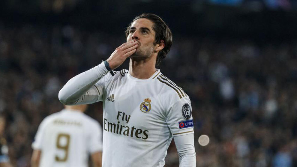 Isco manda un beso tras un gol con el Madrid