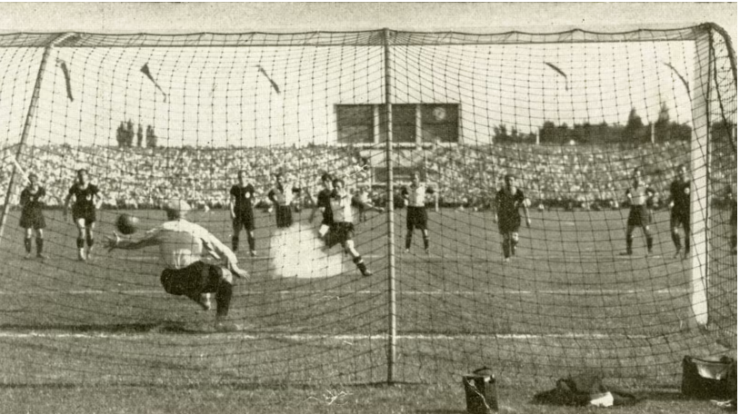 La final de la Liga alemana de 1932, entre Bayern y Eintracht en Nüremberg/FC Bayern