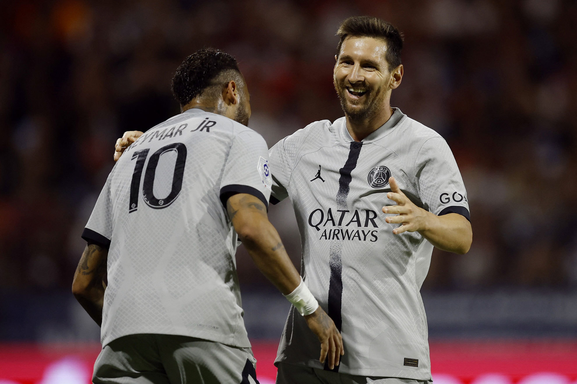 Messi y su golazo de chilena ante el Clermont.         | Reuters