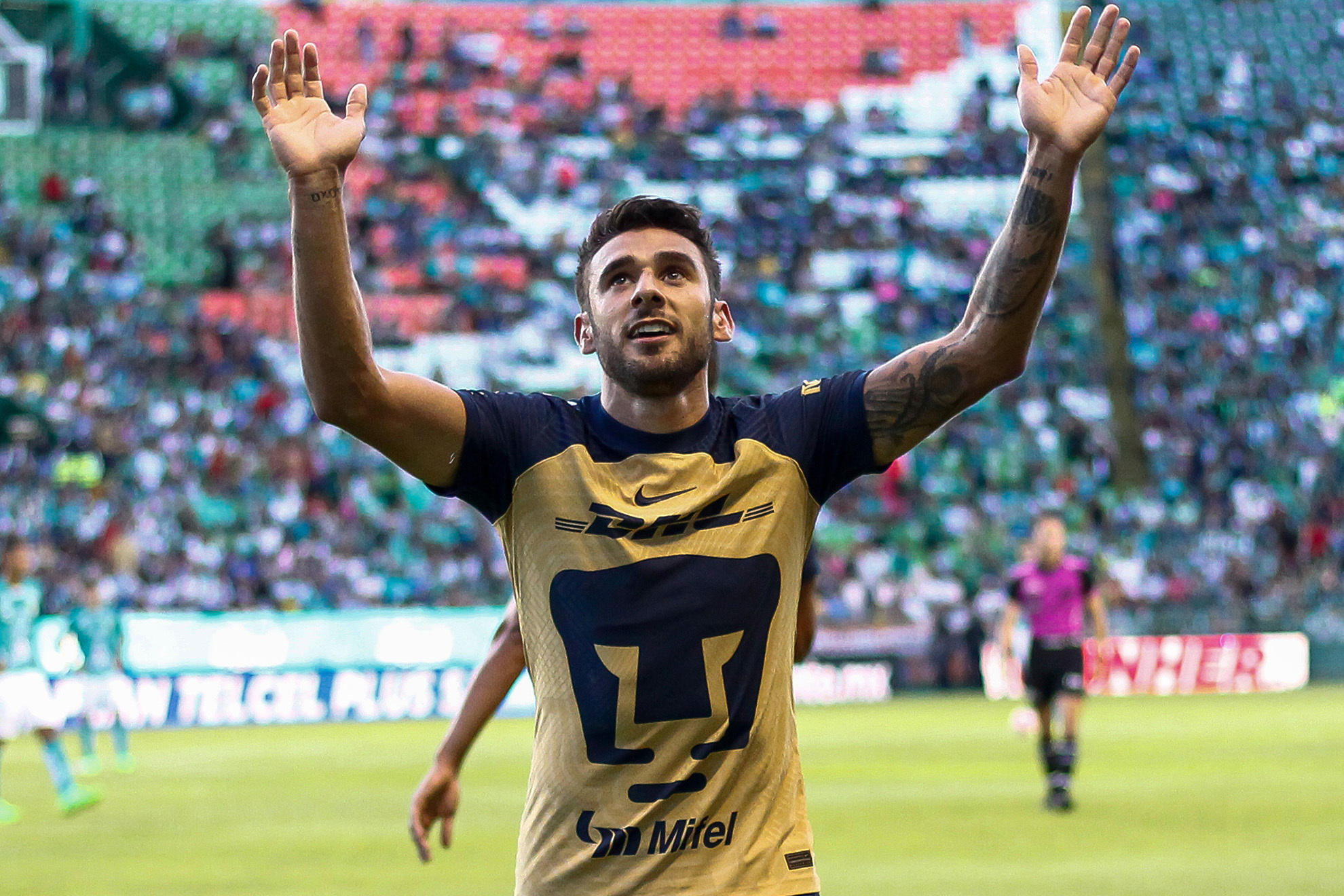 Eduardo 'Toto' Salvio asegura que Pumas está concentrado en la Liga MX. | Imago7