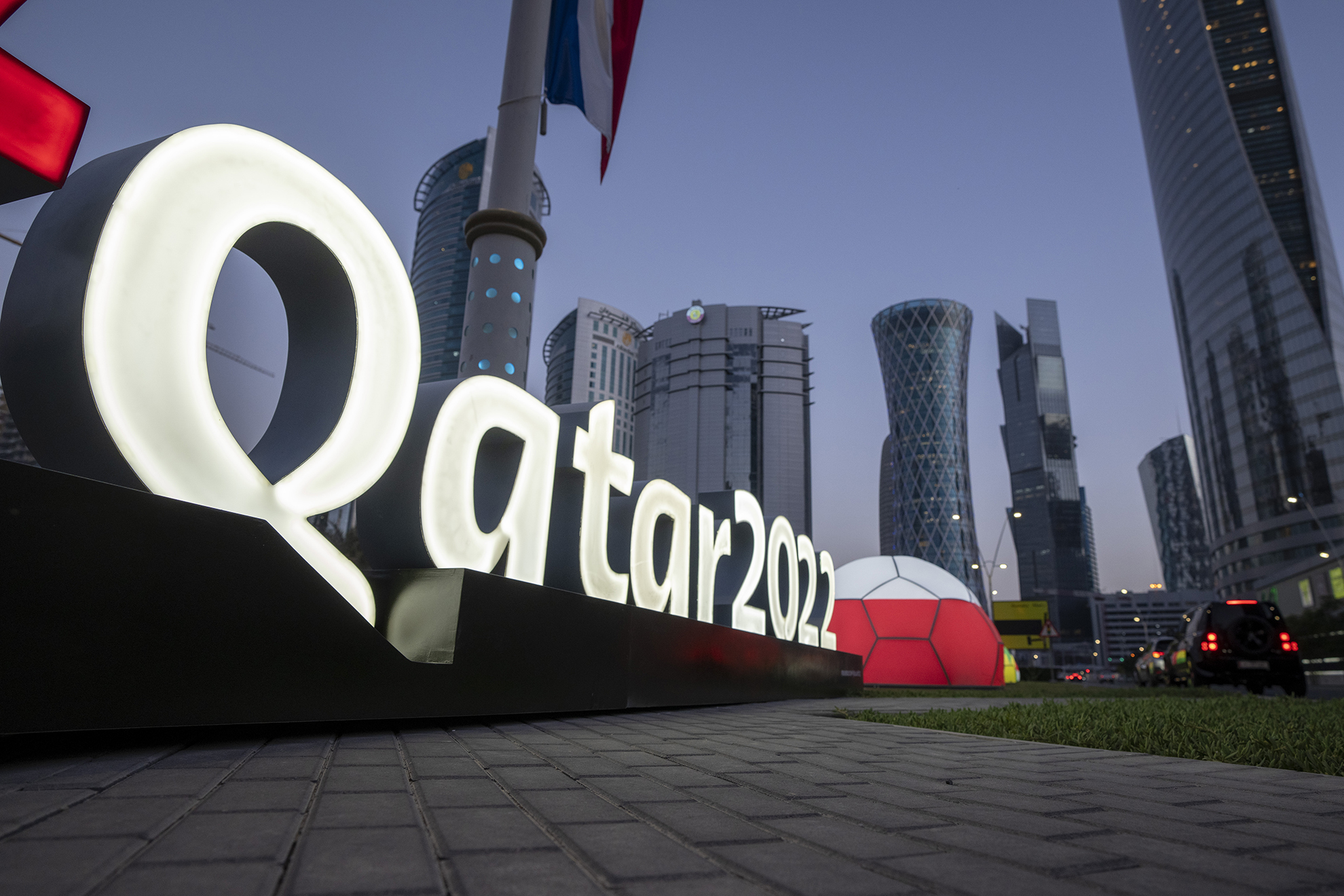 El inicio del Mundial de Qatar 2022 podría cambiar de fecha. AP