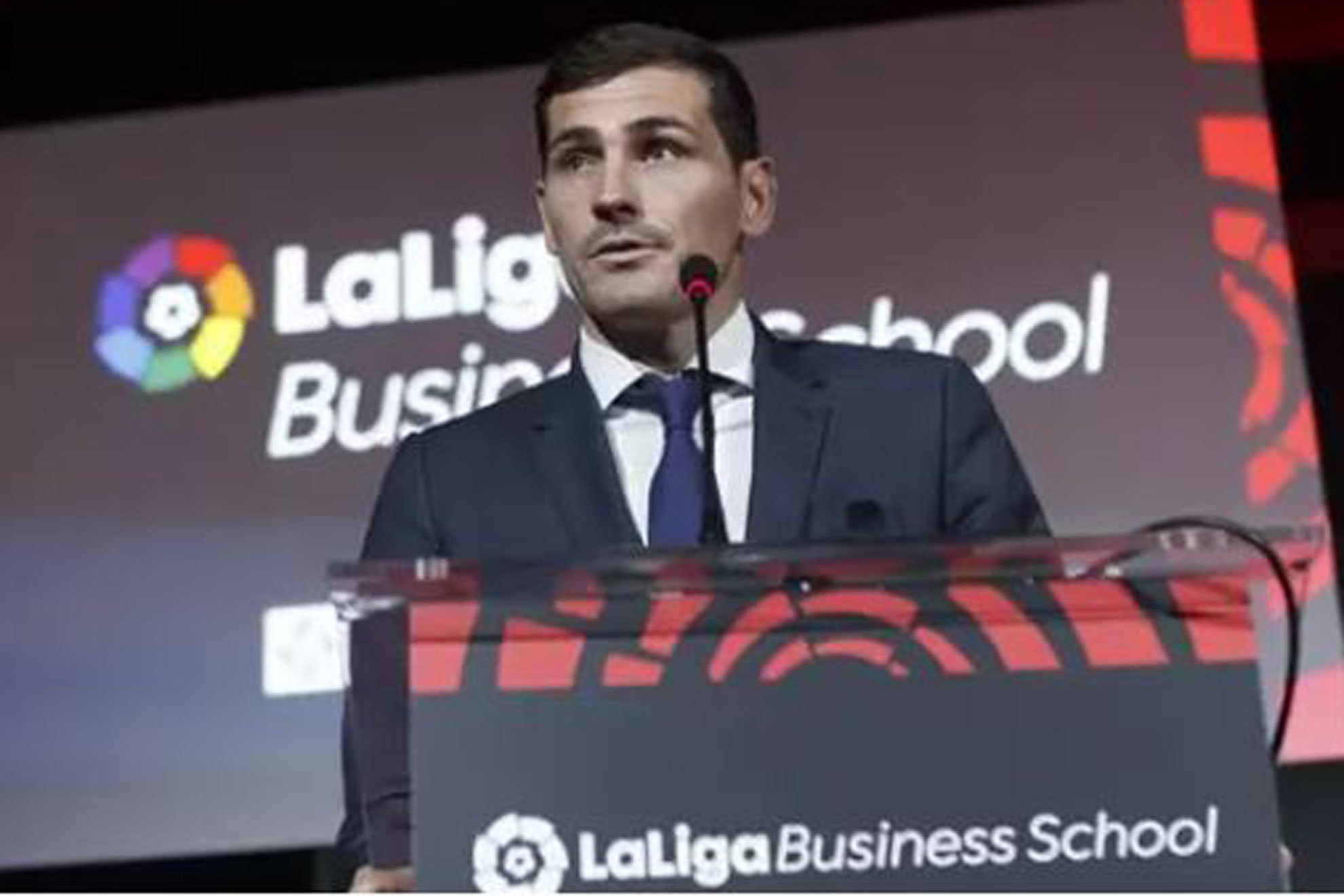 Iker Casillas, comentarista para LaLiga de los partidos más destacados de la competición thumbnail