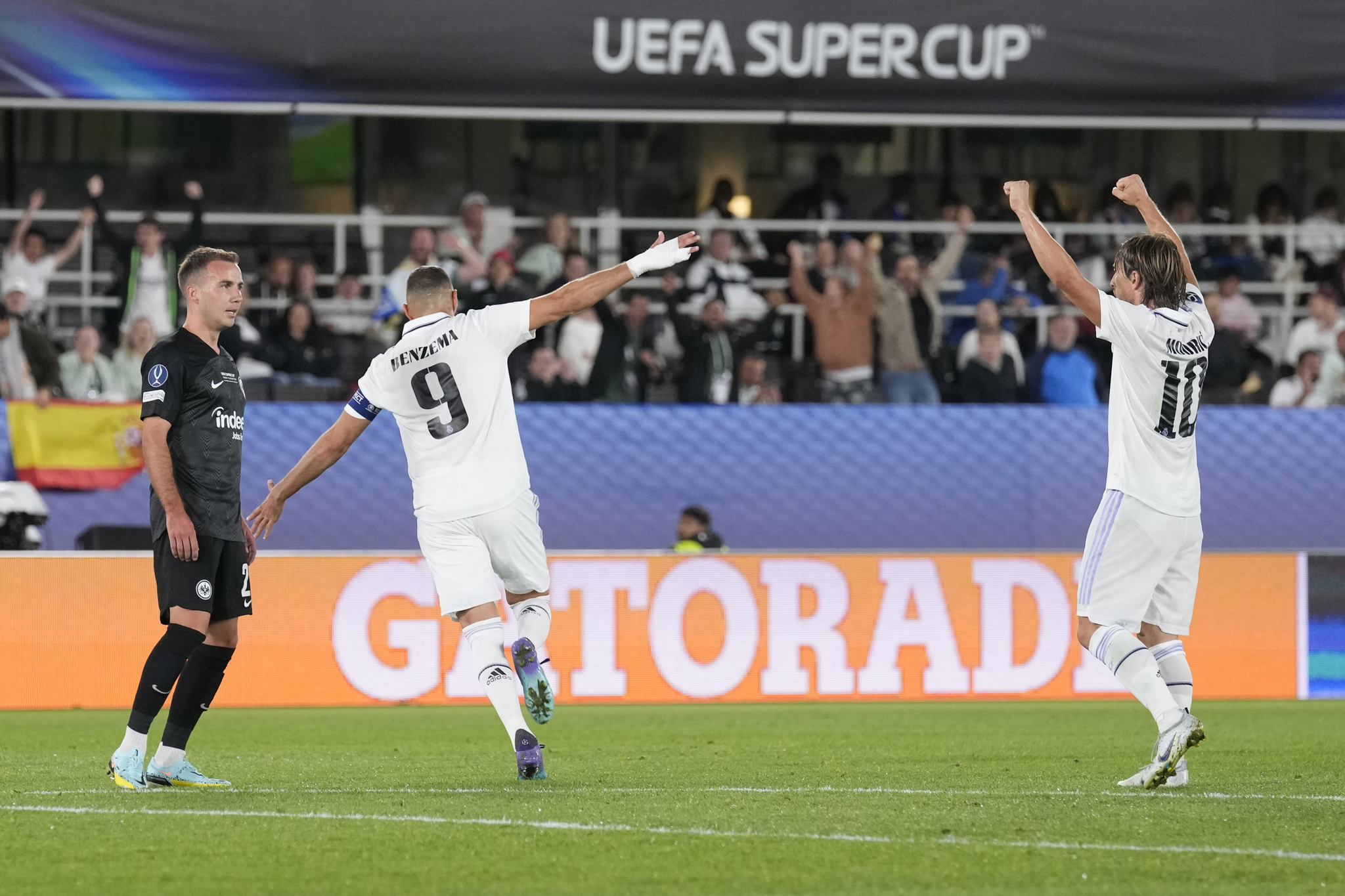 Real Madrid's Karim Benzema celebrates after scoring