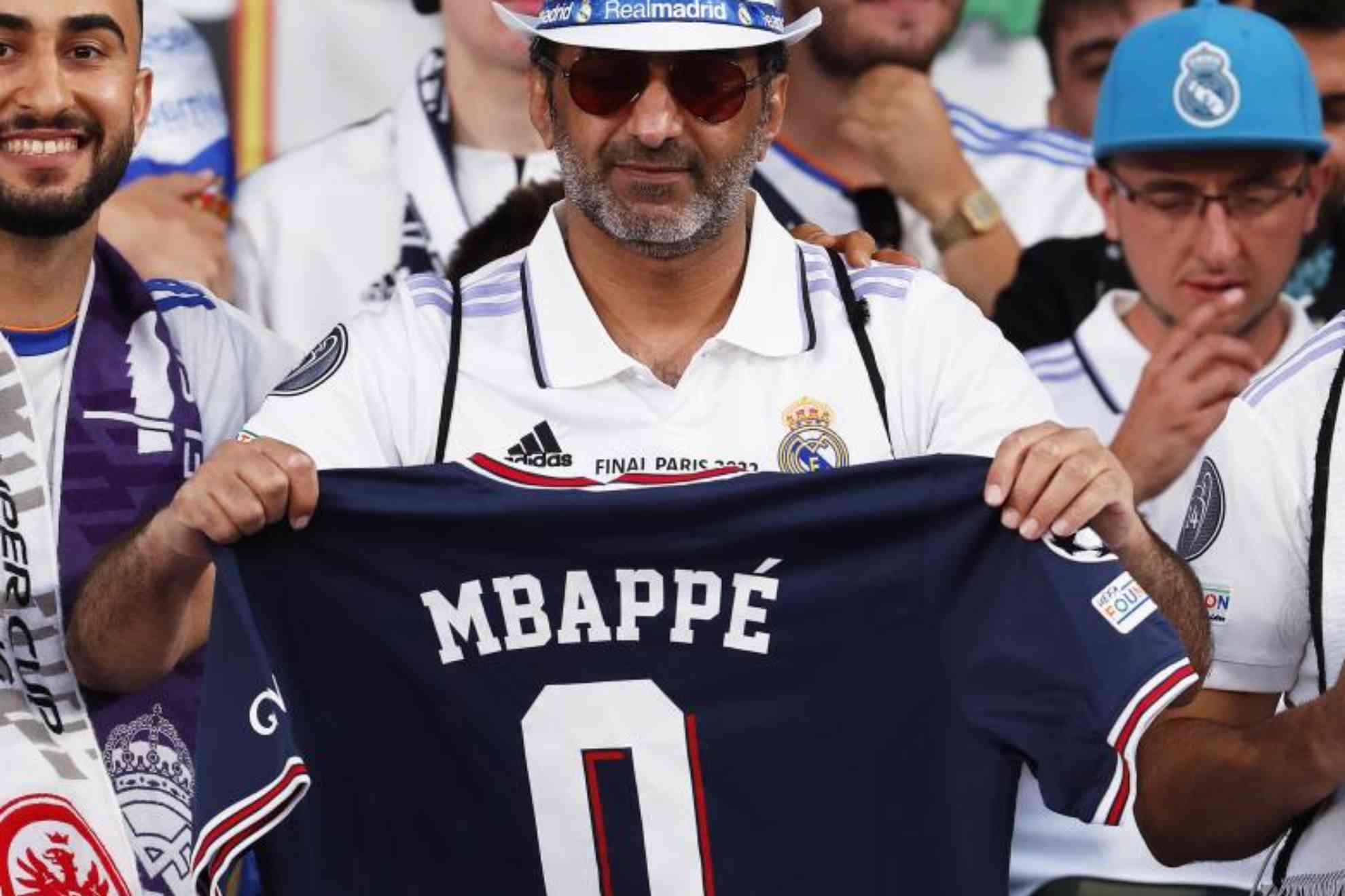 Mensaje a Mbappé en la grada del Olímpico de Helsinki: 0 Champions League