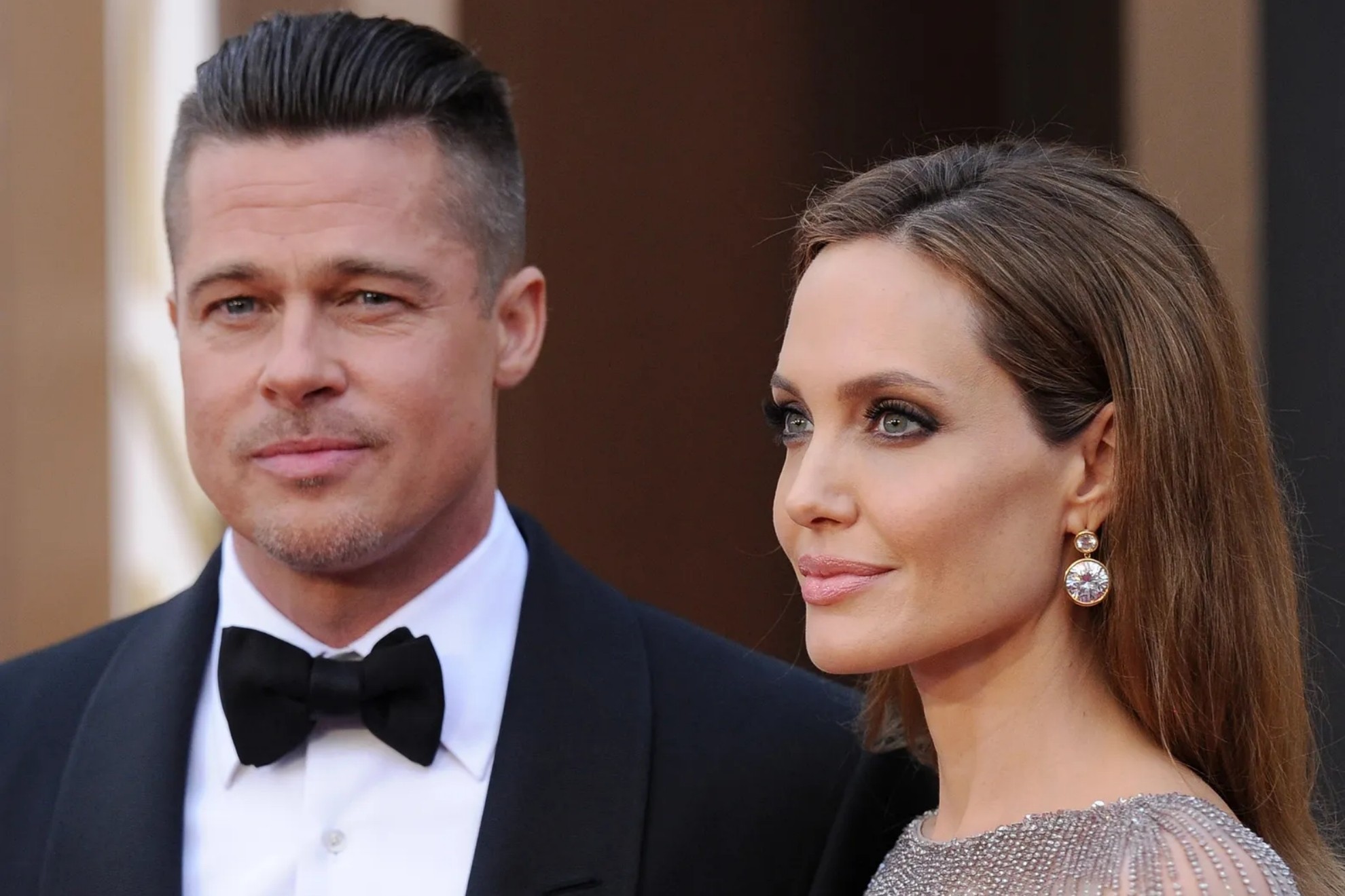 Los moratones de Angelina Jolie tras su pelea con Brad Pitt salen a la luz