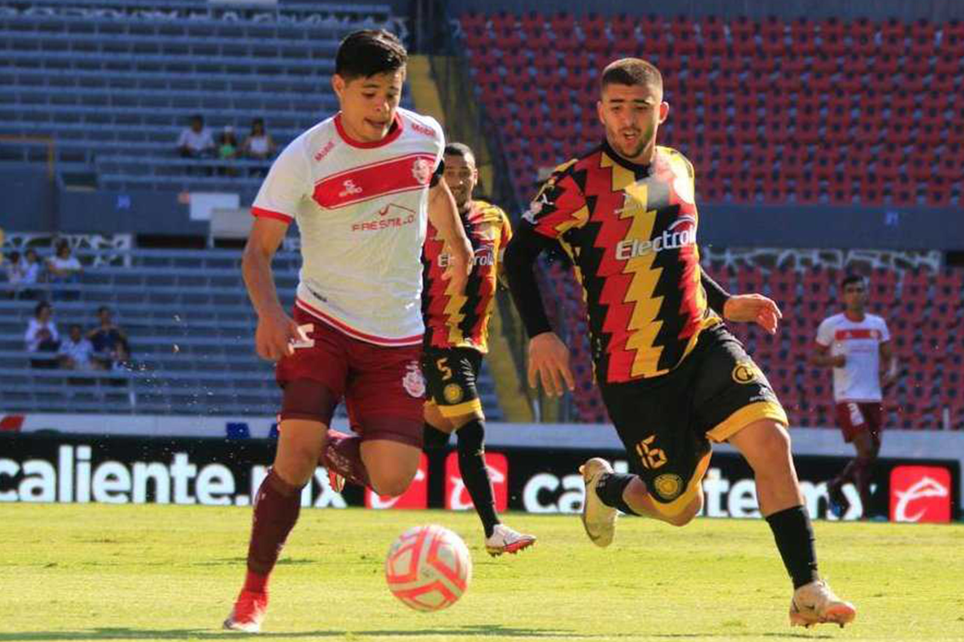 Leones Negros derrota a Mineros en el Estadio Jalisco | @MinerosFc