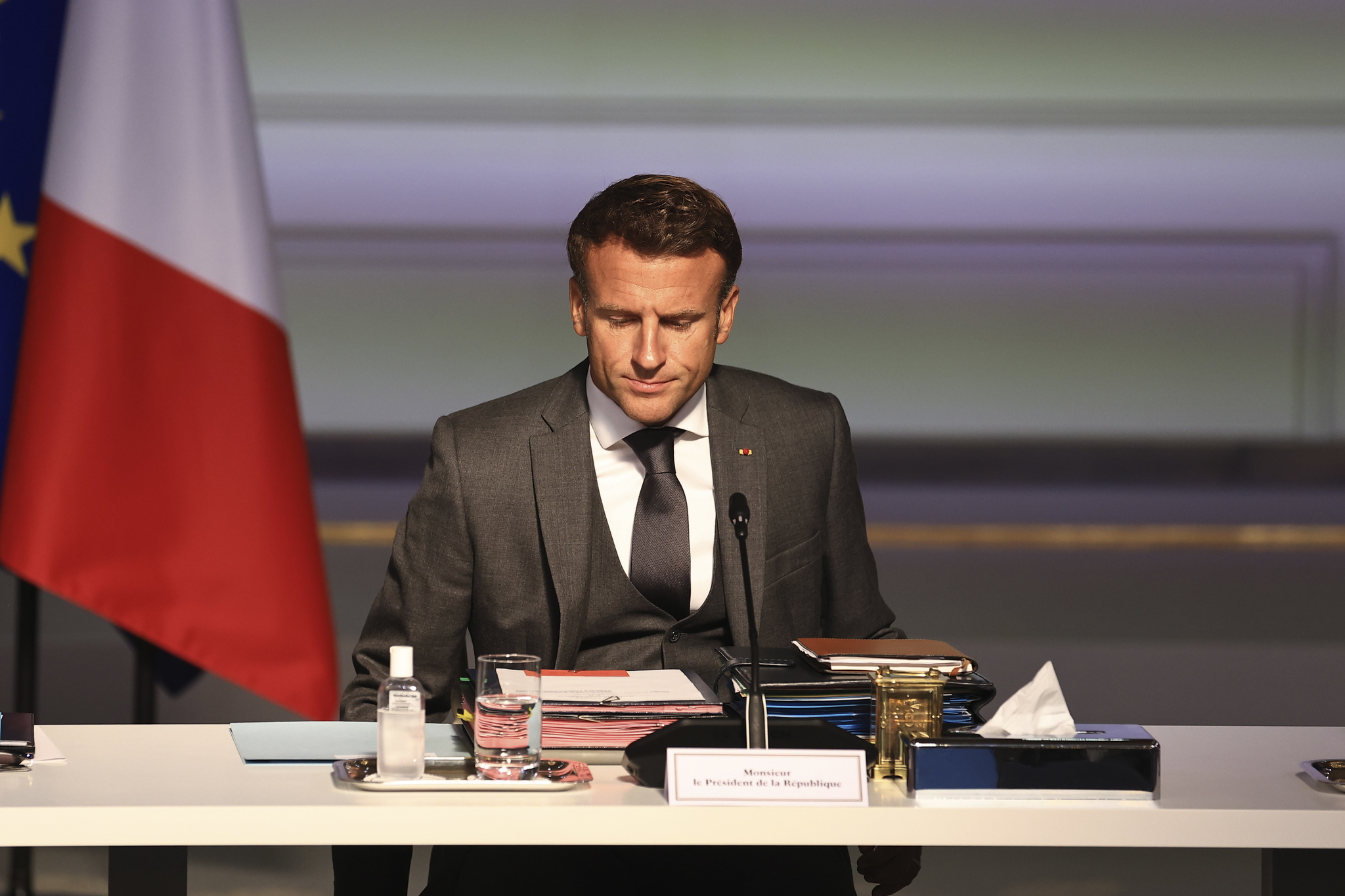 Macron est decidido a impulsar la electrificacin del parque francs tambin entre las clases medias.