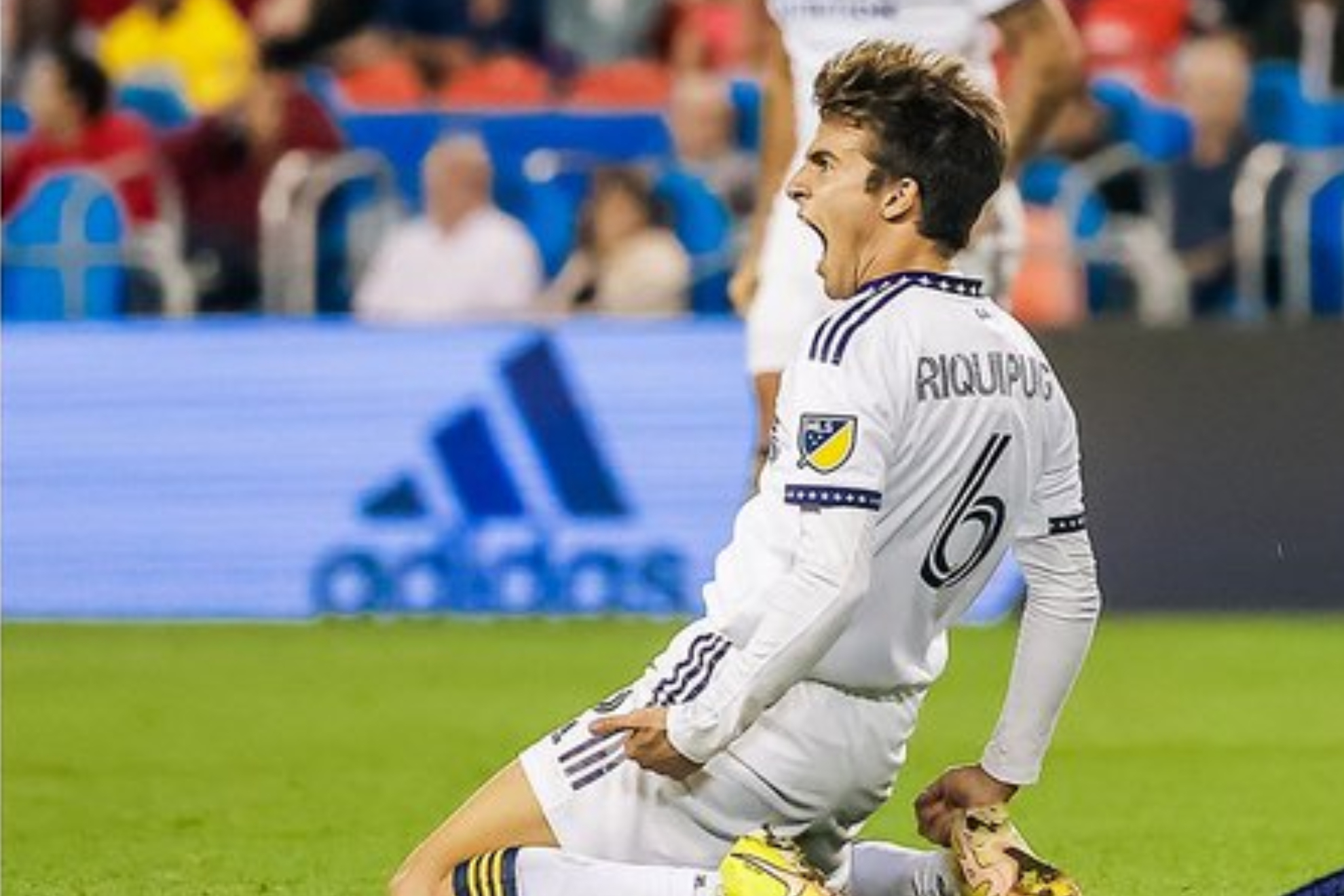 Riqui Puig hace su primer gol en la MLS | @LAGalaxy_Es