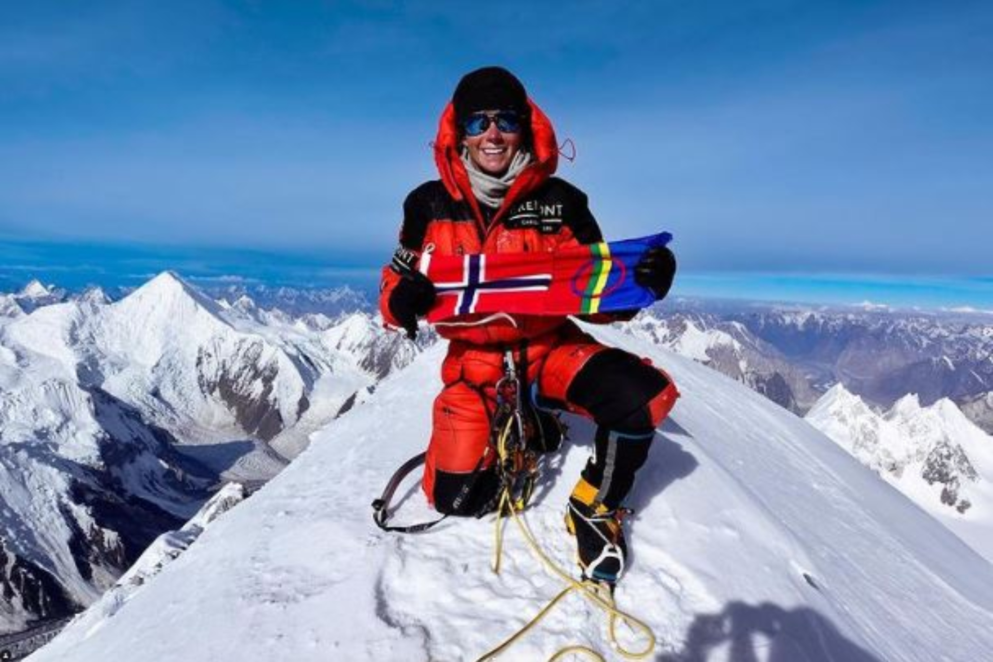 Kristin Harila, en la cima del Gasherbrum I / Instagram:kristin.harila