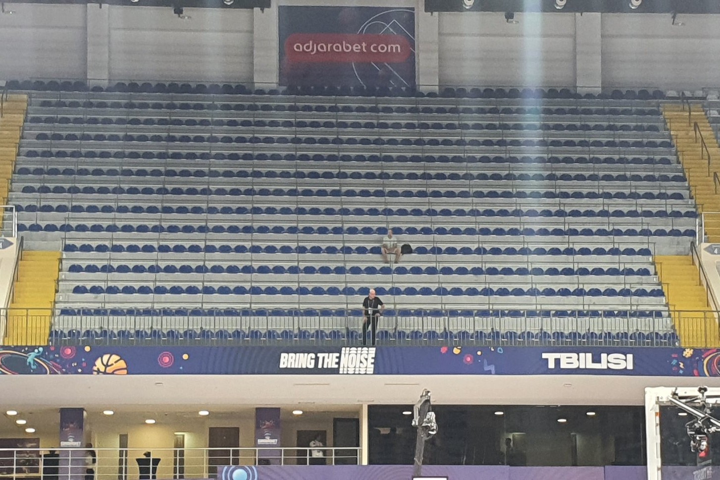 Un fondo superior del Tblisi Arena, con un nico espectador durante el Espaa-Bulgaria. NACHO DUQUE