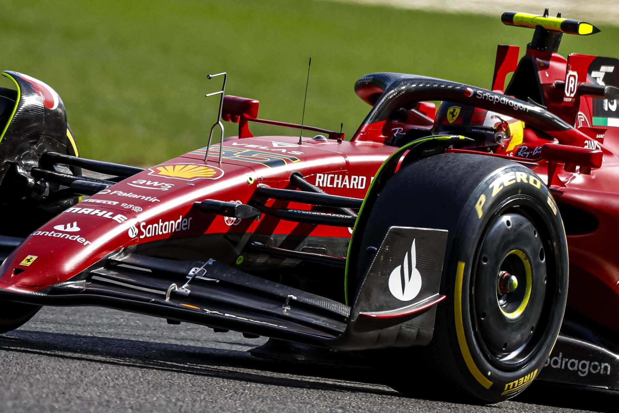 El coche de Carlos Sainz durante una de las últimas pruebas del campeonato | STEPHANIE LECOCQ EFE