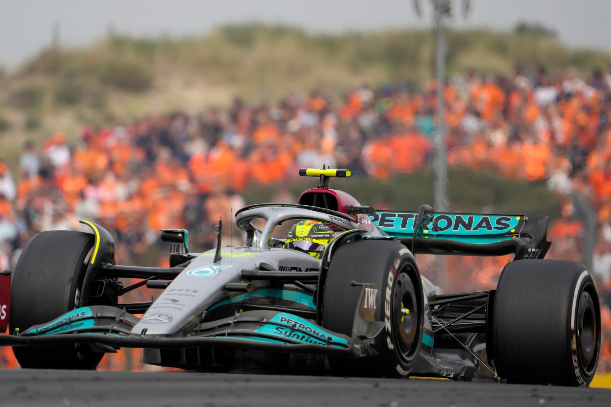 Lewis Hamilton durante la carrera de Países Bajos | Peter Dejong