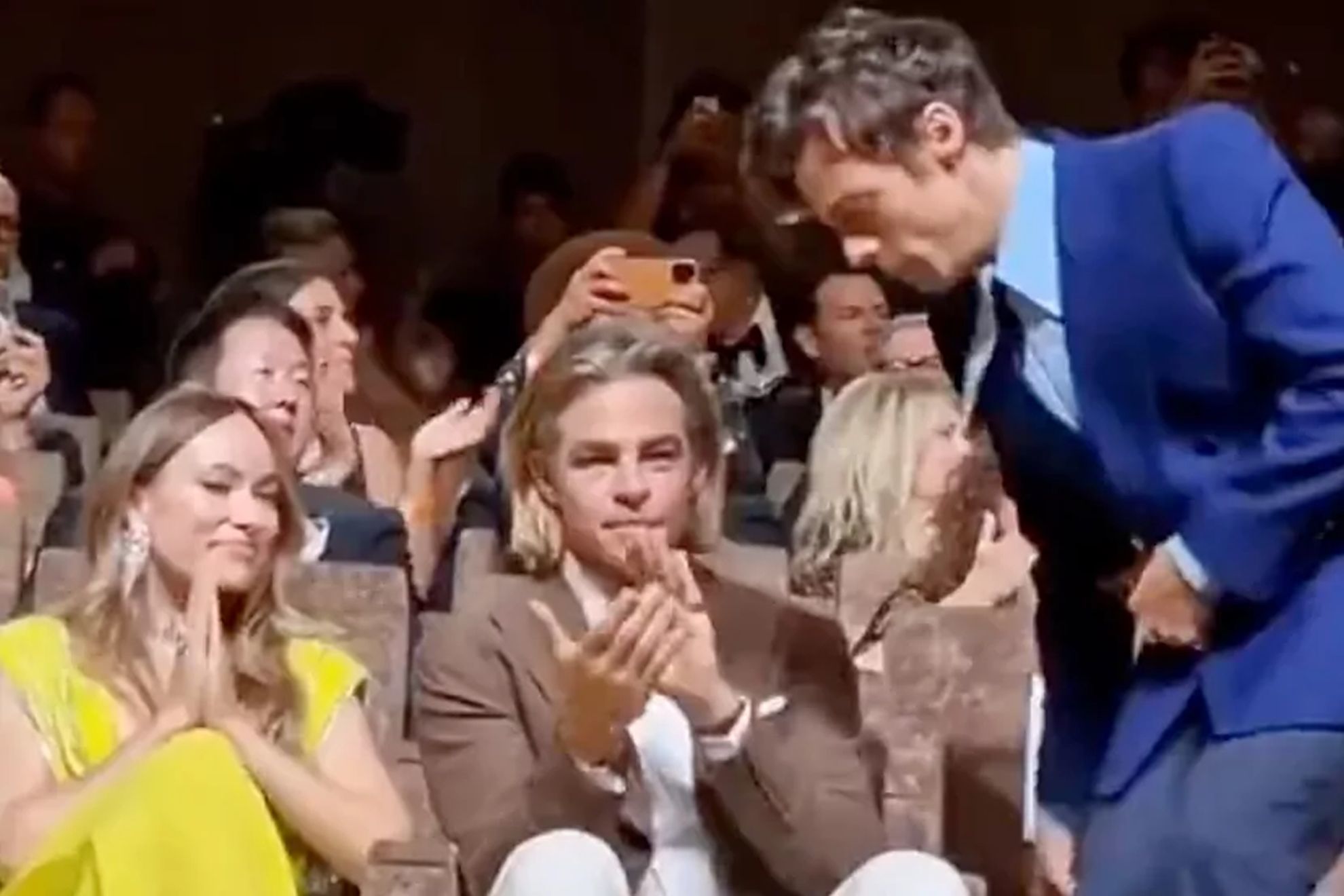 The video that shows Harry Styles spitting on actor Chris Pine at the Venice Film Festival