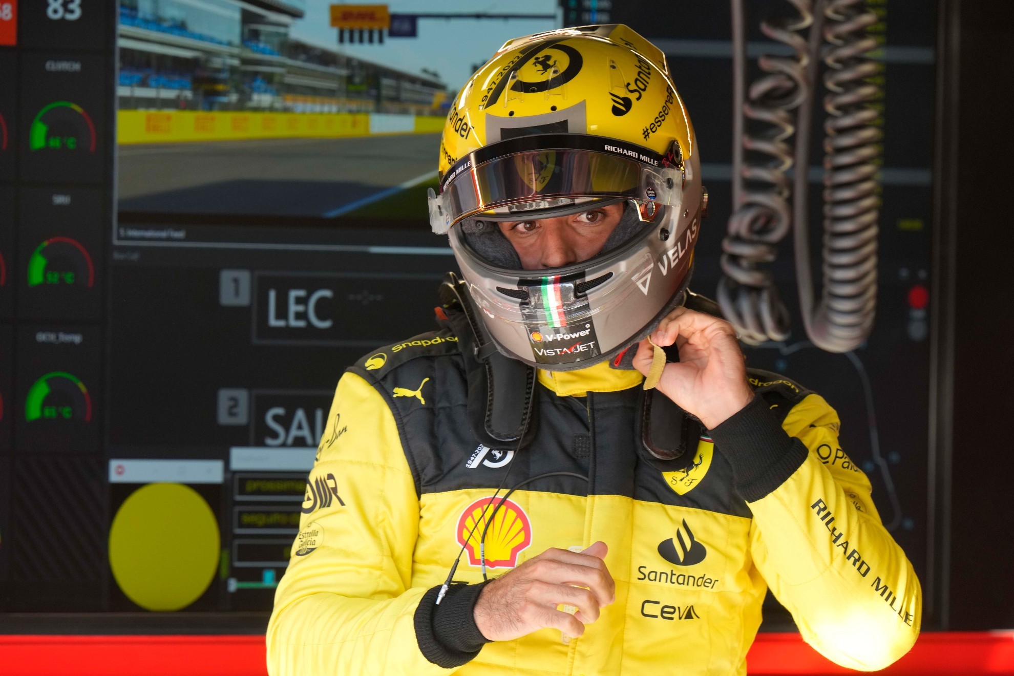 Carlos Sainz durante la sesión de clasificación de este sábado | Luca Bruno AP
