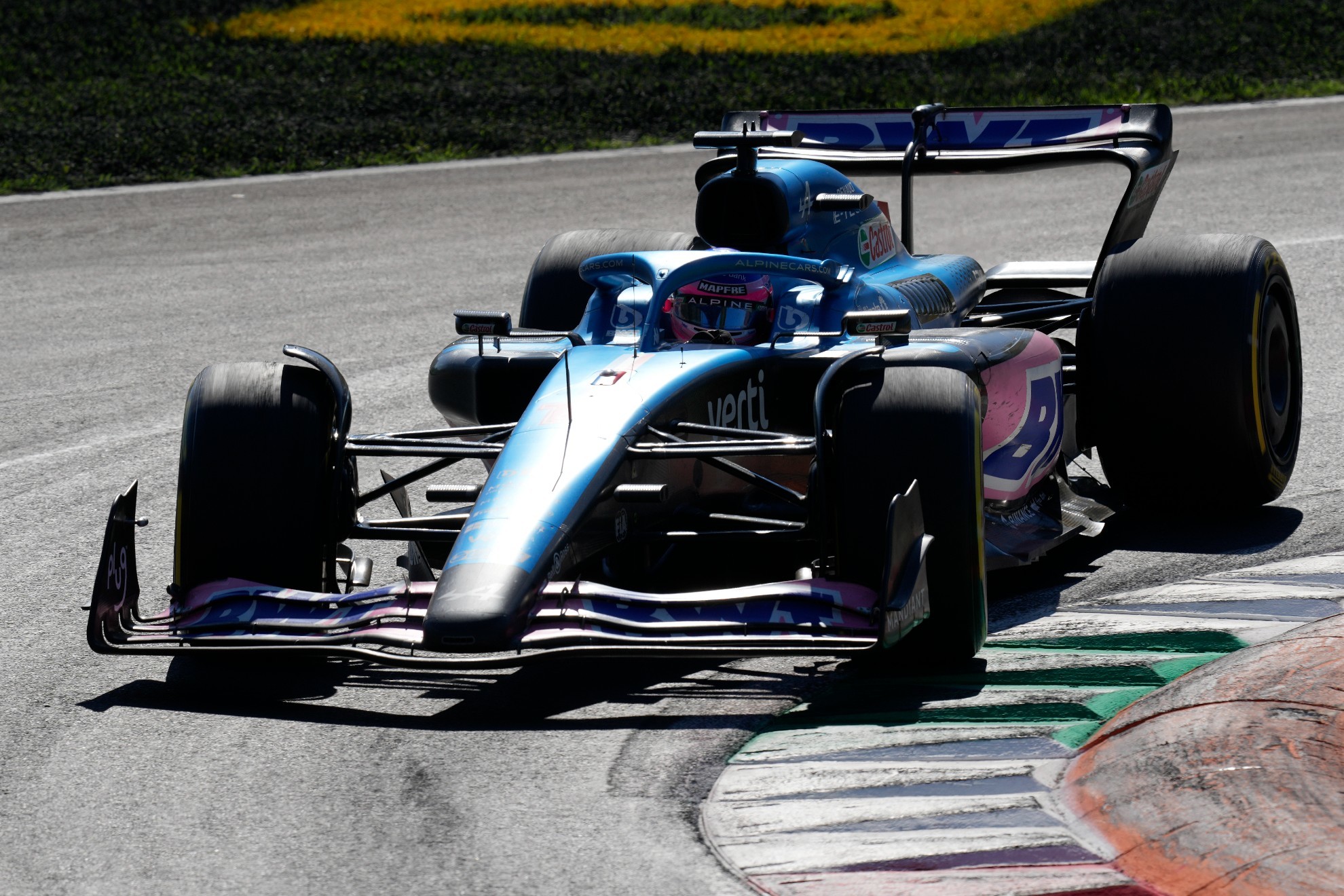 Fernando Alonso antes de abandonar en el Gran Premio de Italia | Antonio Calanni