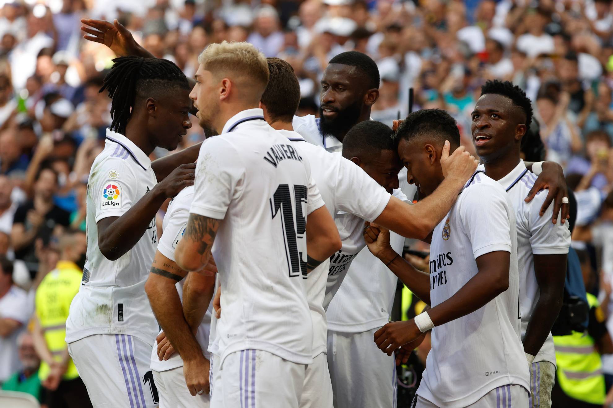 El Real Madrid, celebrando un gol al Mallorca. JUANJO MARTÍN / EFE
