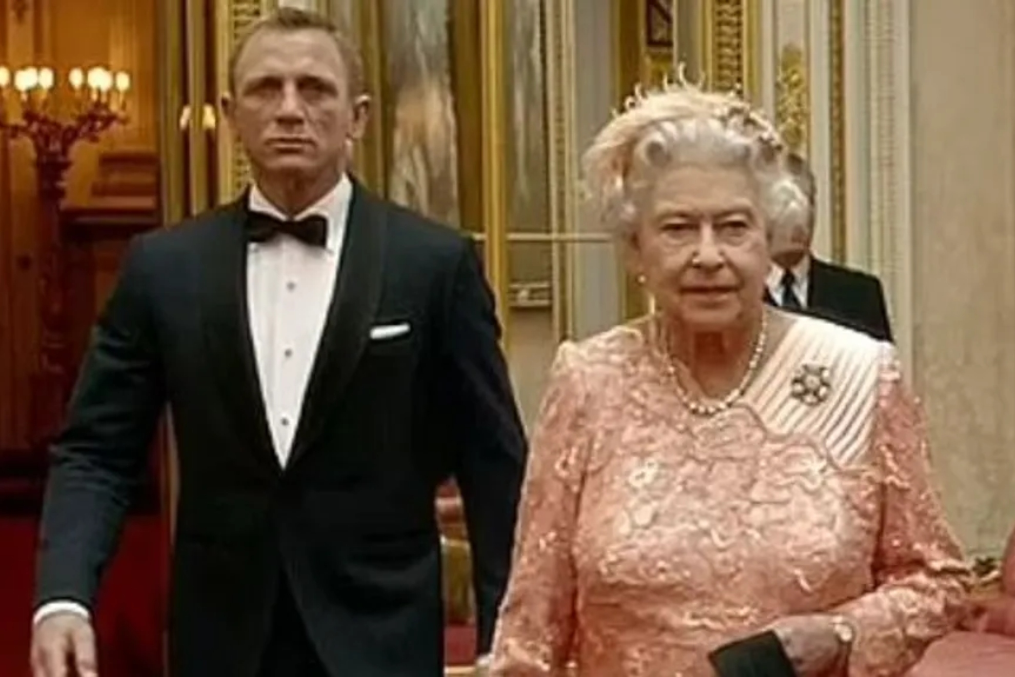 Daniel Craig, actor de James Bond, coincidió con Isabel II en un rodaje.