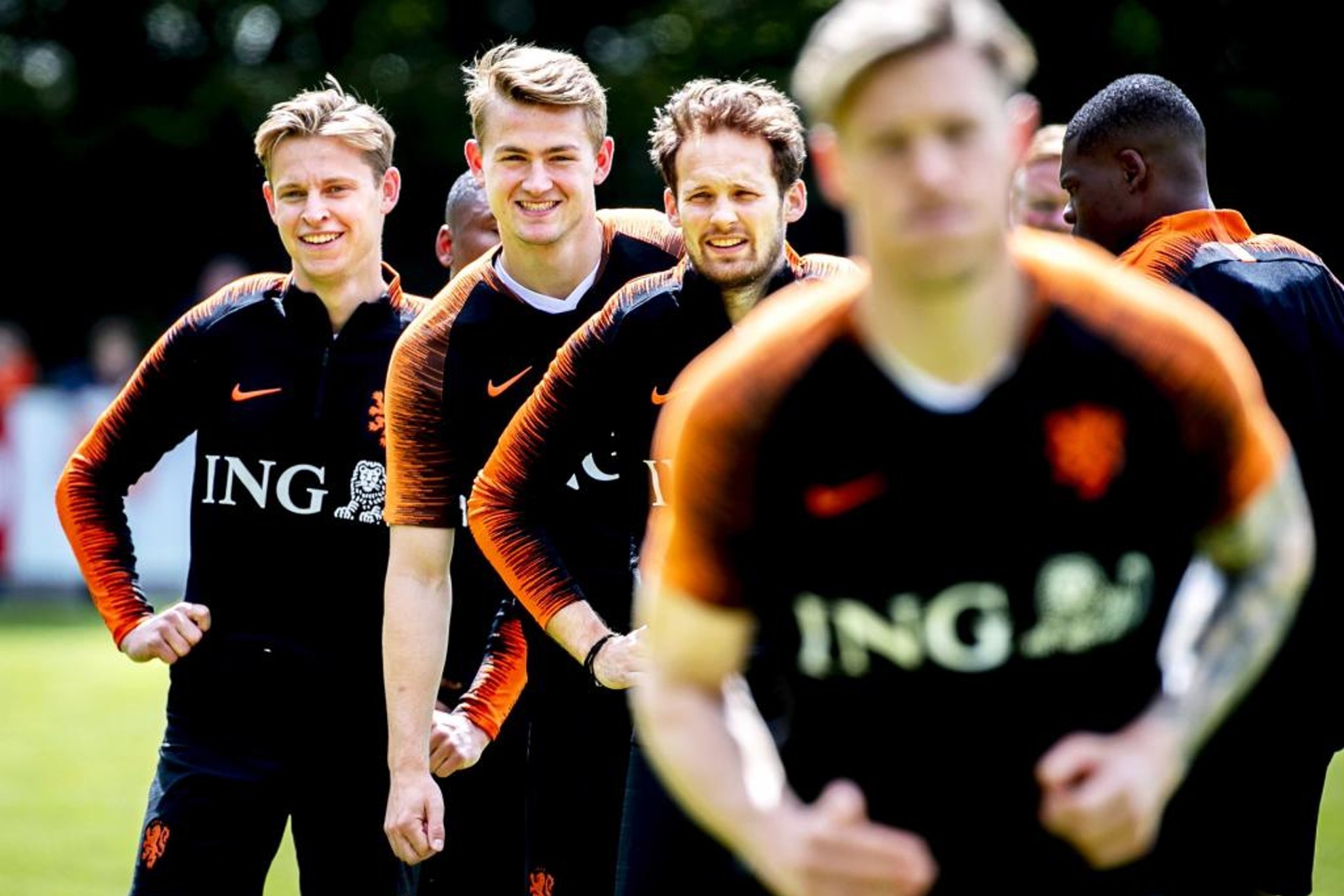 De Jong y De Ligt, durante un entrenamiento con Países Bajos. EFE