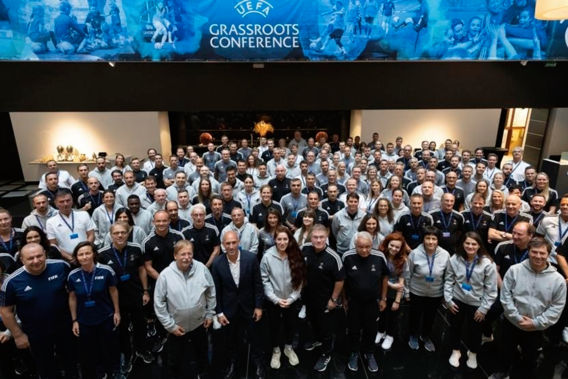 Reunin UEFA para el programa Grassroots