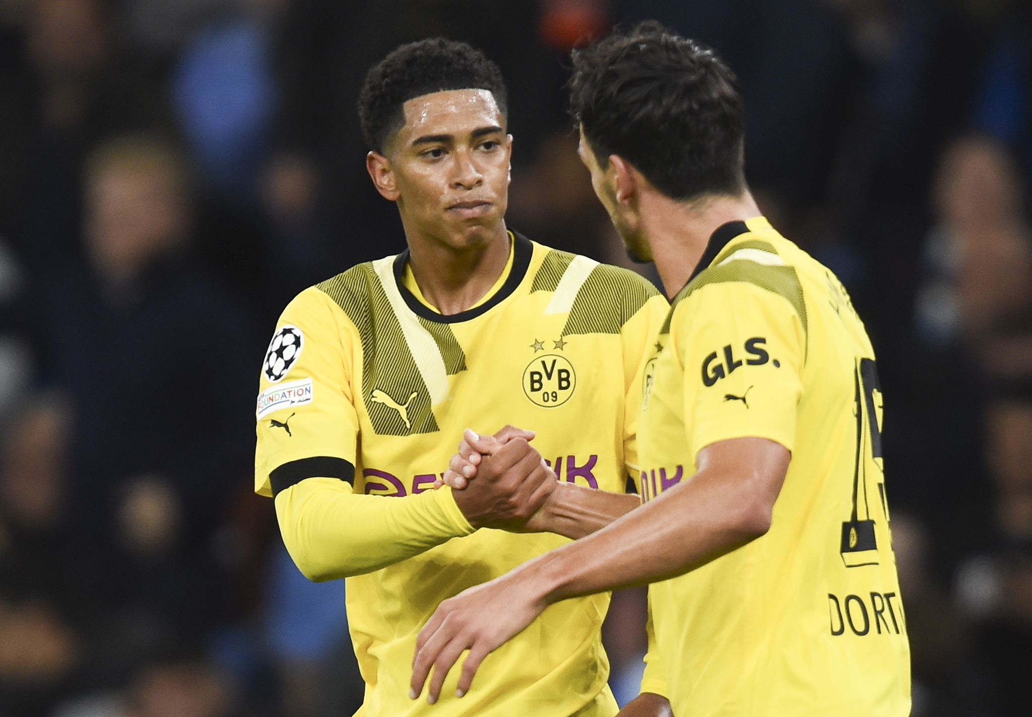 M. City - Borussia Dortmund: Incredible Haaland volley completes ...