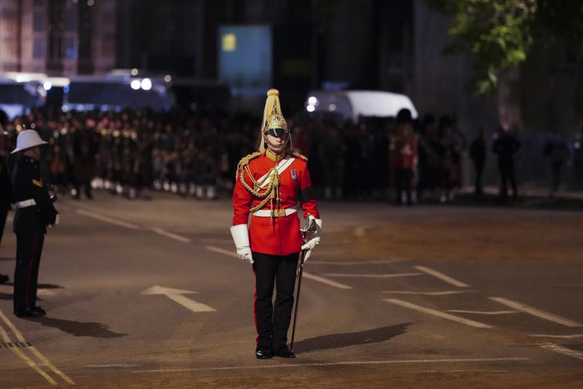 Un guardia real se desploma en el funeral de Isabel II