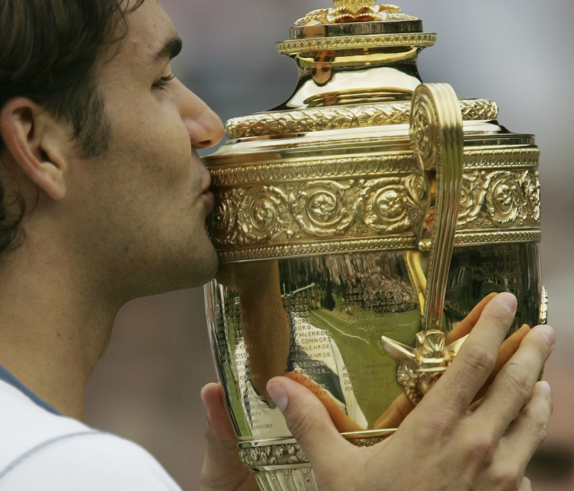 Roger Federer Tennis Retires winners trophy Wimbledon