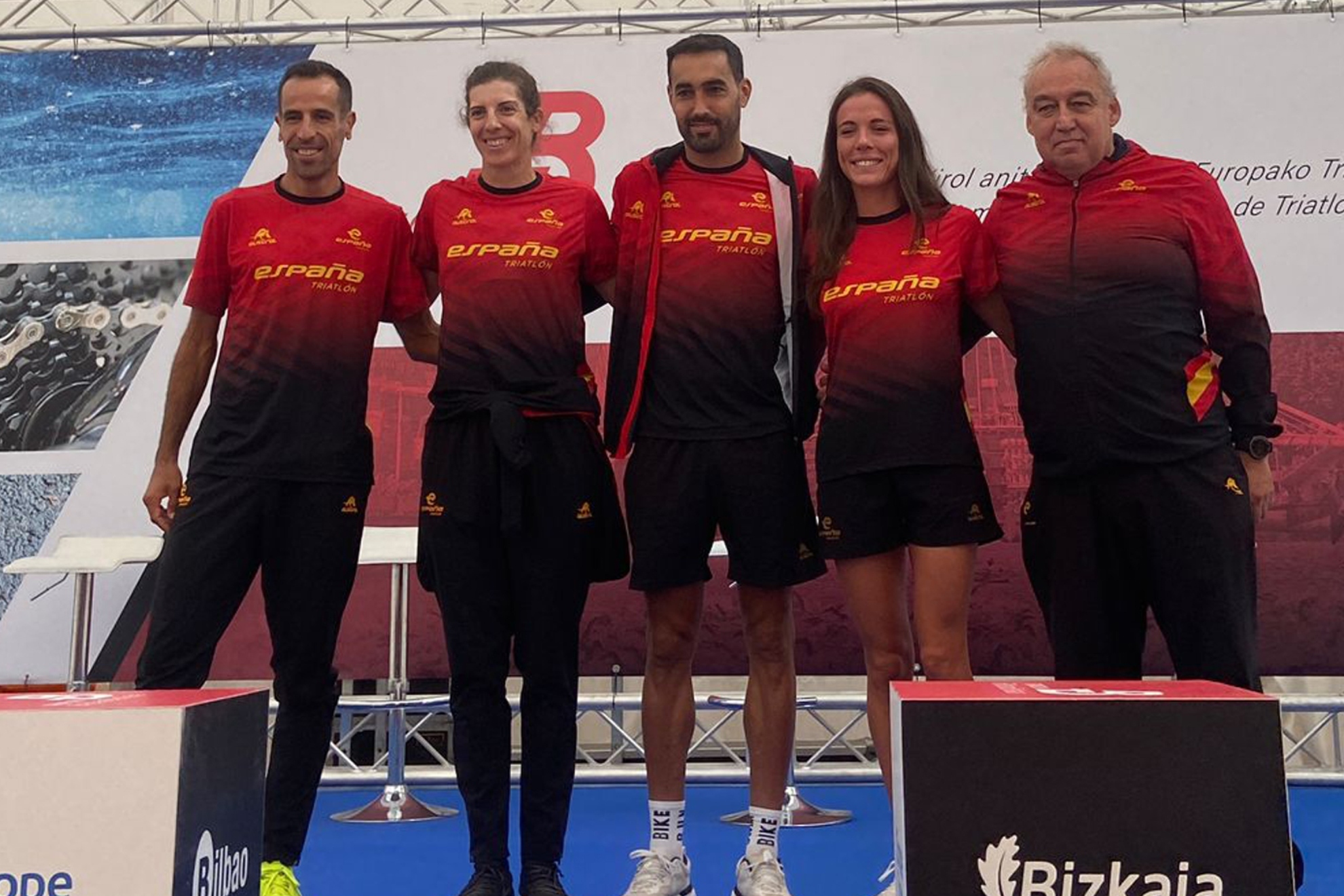 El equipo español de duatlón, con el reto de las medallas en el Europeo de Triatlón Bilbao Bizkaia