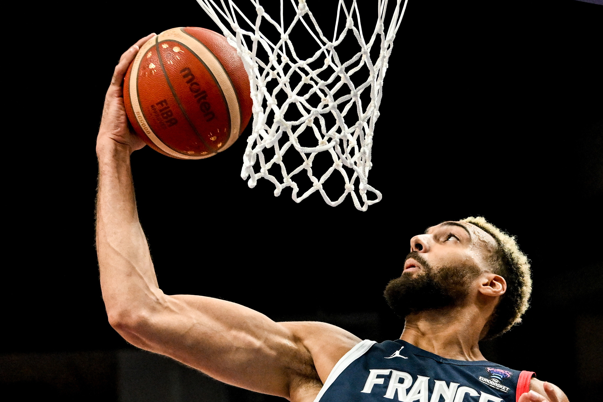  lt;HIT gt;Berlin lt;/HIT gt; (Germany), 16/09/2022.- Rudy Gobert of France in action during the FIBA EuroBasket 2022 semi final match between Poland and France at EuroBasket Arena in  lt;HIT gt;Berlin lt;/HIT gt;, Germany, 16 September 2022. (Baloncesto, Francia, Alemania, Polonia) EFE/EPA/FILIP SINGER