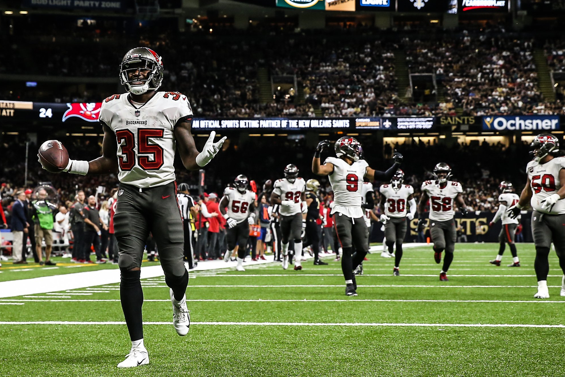 The Tampa Bay Buccaneers defense was on fire at Caesars Superdome. -  buccaneers.com