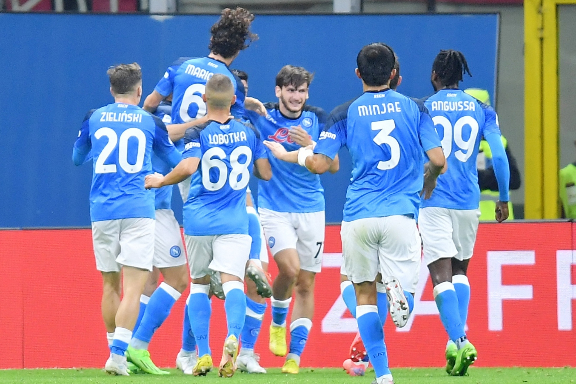 napoli derrota 2-1 al milan en la jornada 7 de la serie a