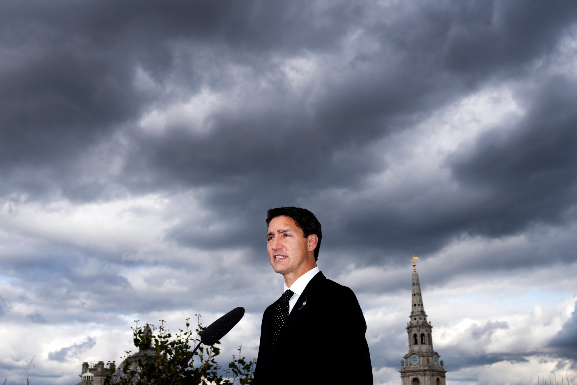 Justin Trudeau in London / AP