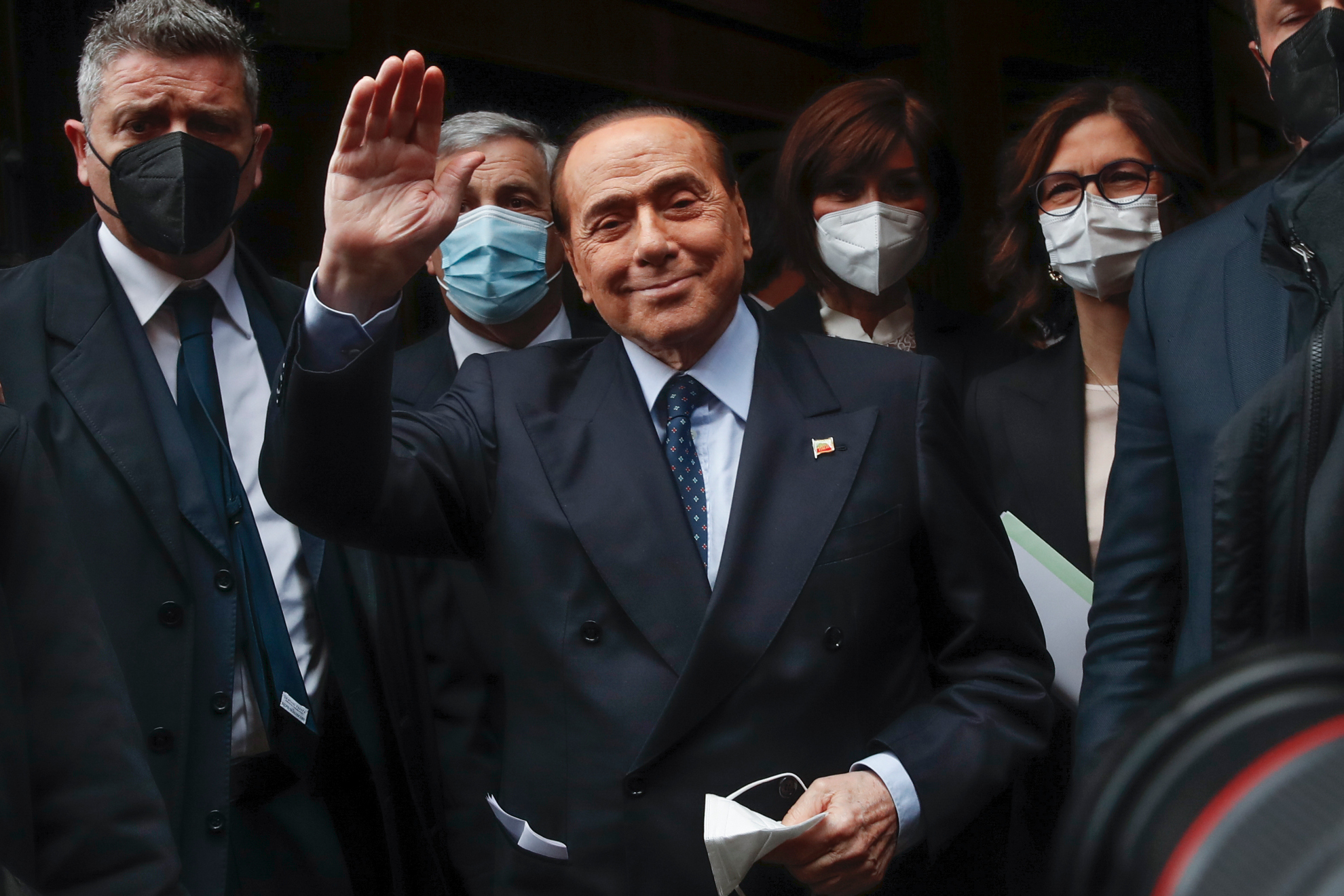 Silvio Berlusconi, tras el ascenso la temporada pasada del Monza a la Serie A italiana. AP