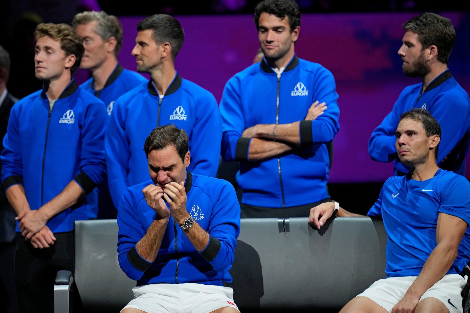 Roger Federer (left) and Rafael Nadal (right) sitting after 2022 Laver Cup loss / AP