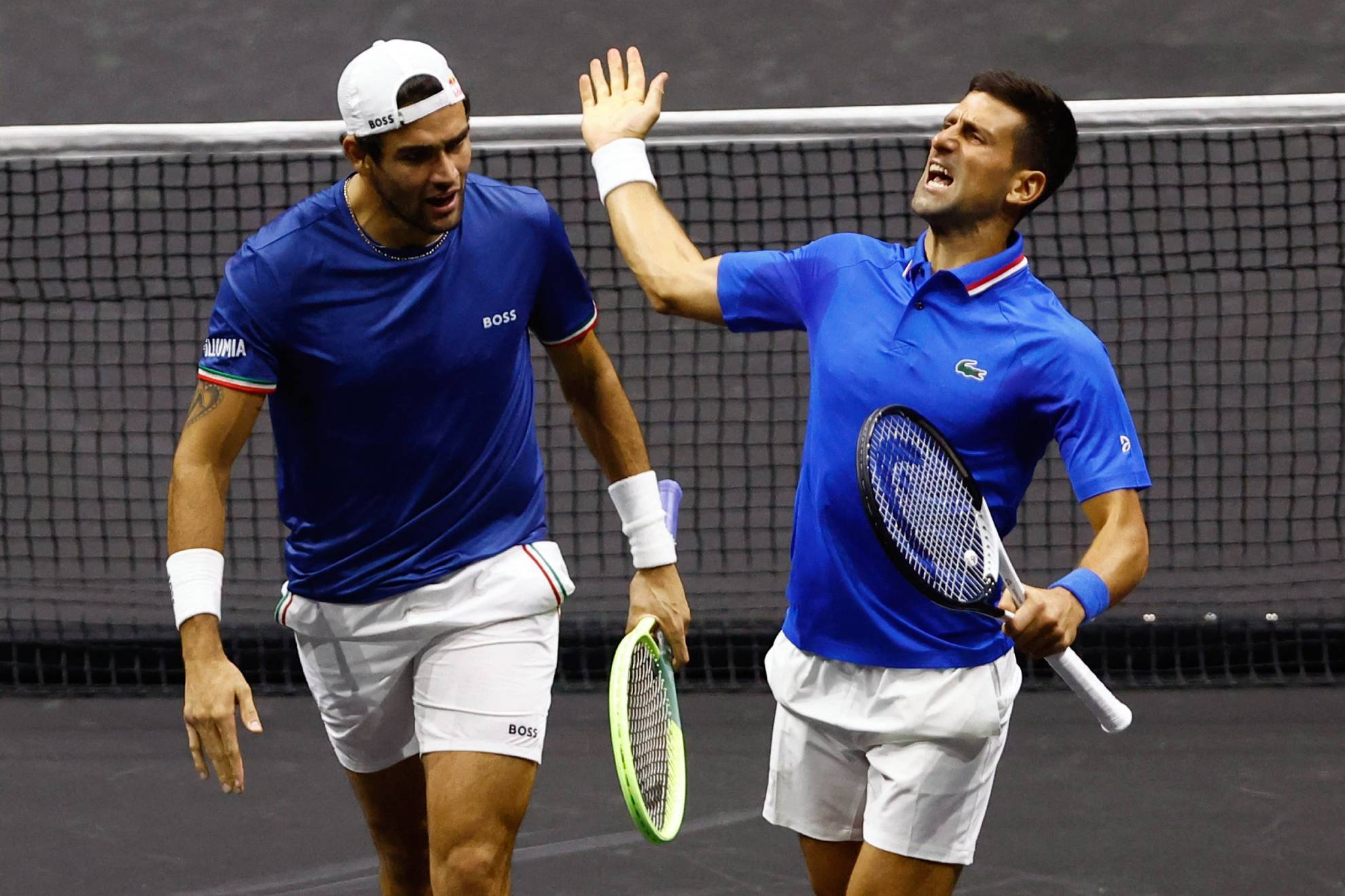 Novak Djokovic y Matteo Berrettini en la Laver Cup 2022 | Reuters