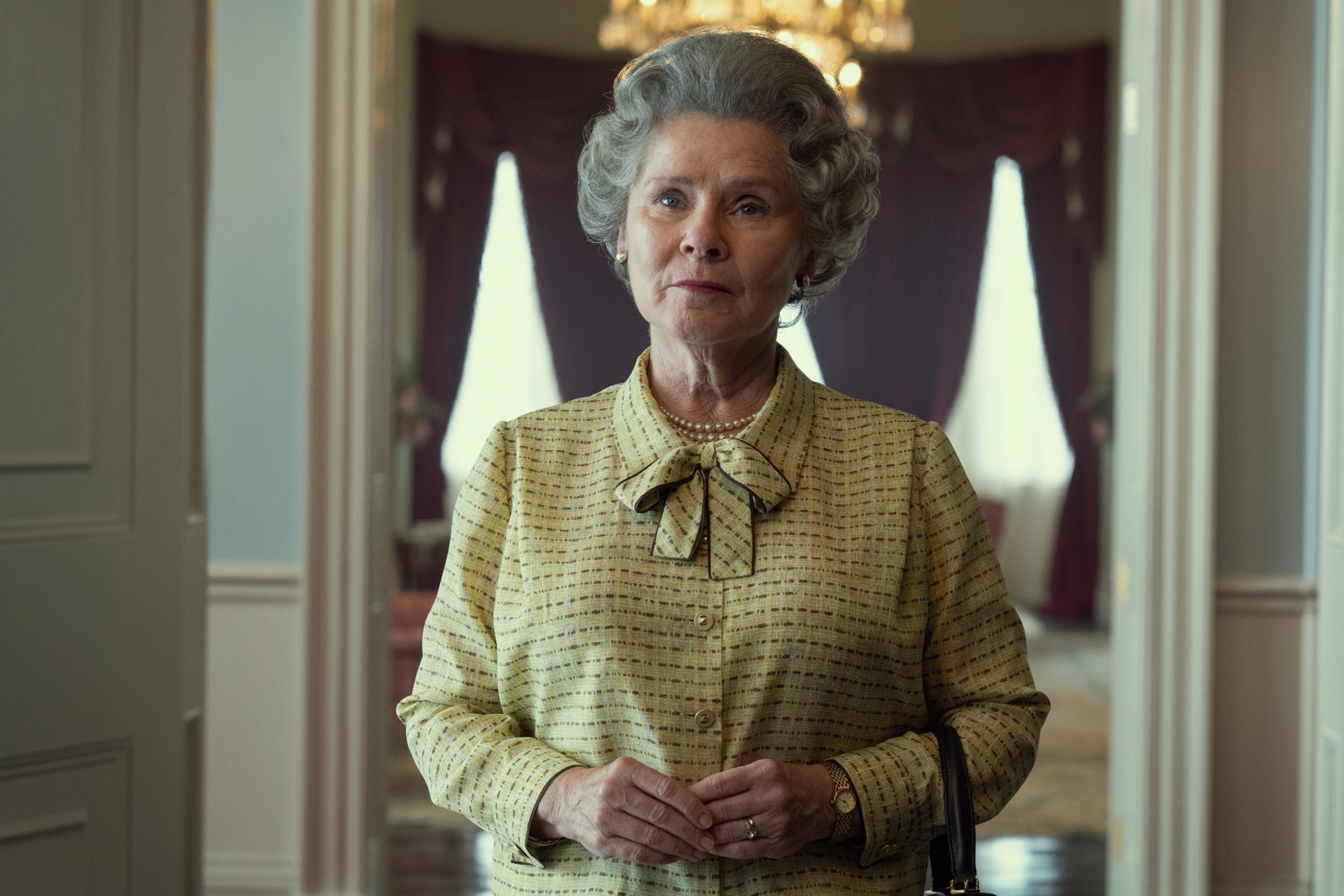 This image released by Netflix shows Imelda Staunton as Queen Elizabeth in "The Crown" / ap