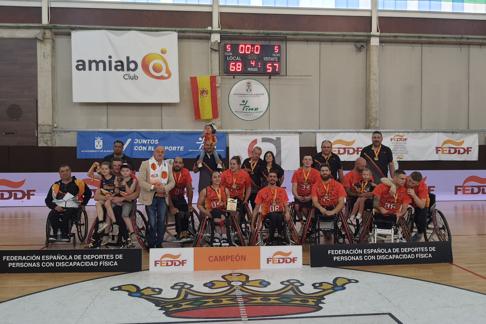 El Amiab Albacete celebra la Supercopa / FEDDF